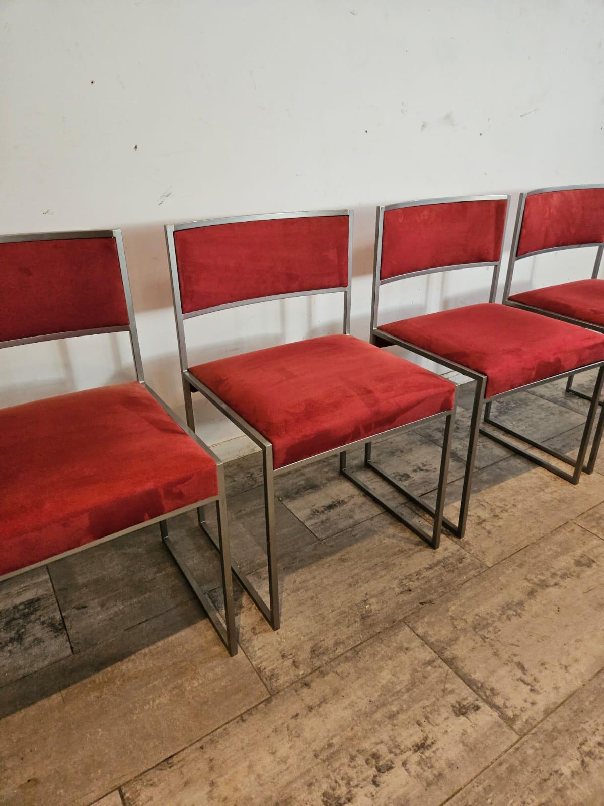 Satz von 4 Esszimmerstühlen „willy Rizzo“ in Grau - Rot. im Angebot 2