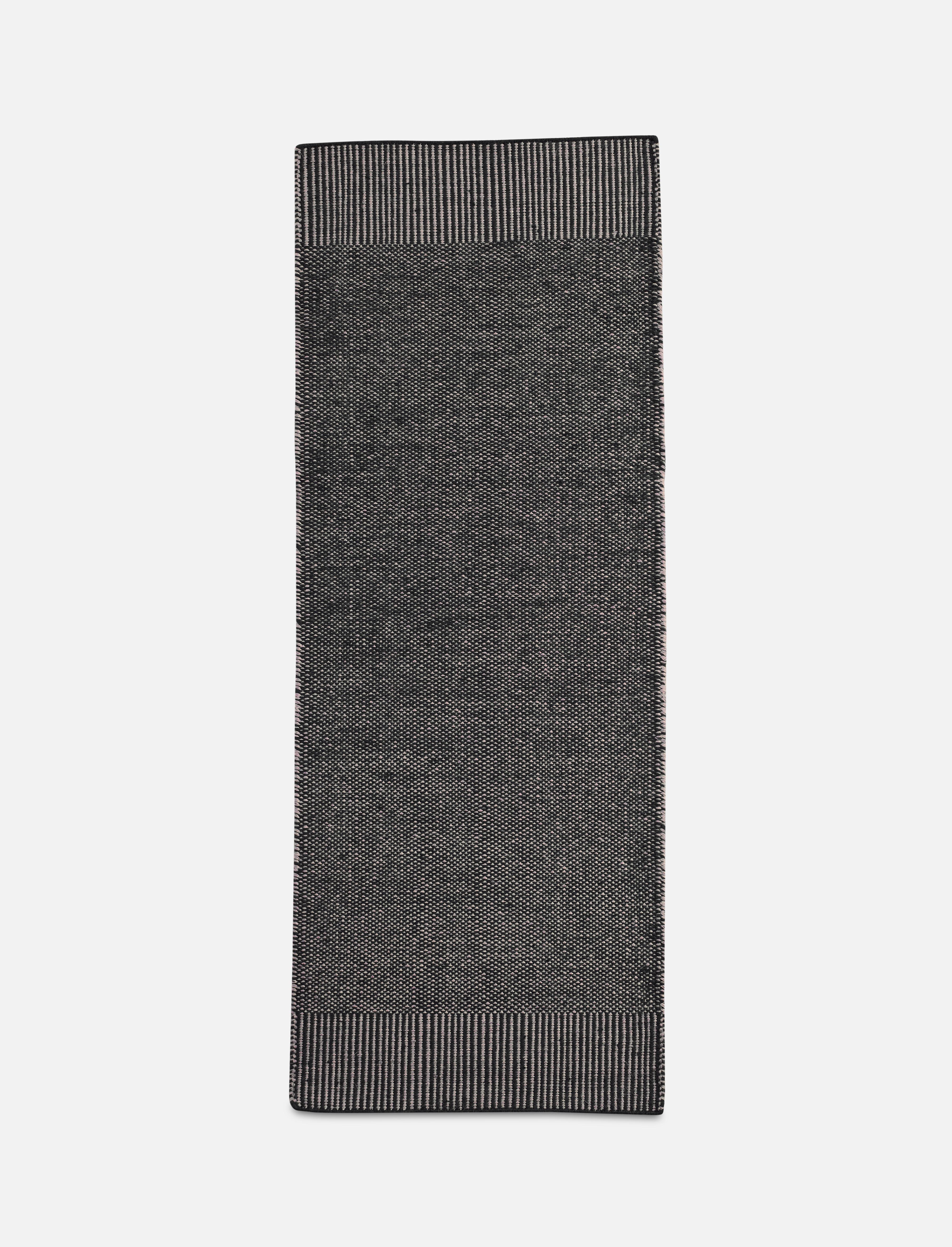 Postmoderno Tappeto Runner Rombo grigio di Studio A MLR in vendita