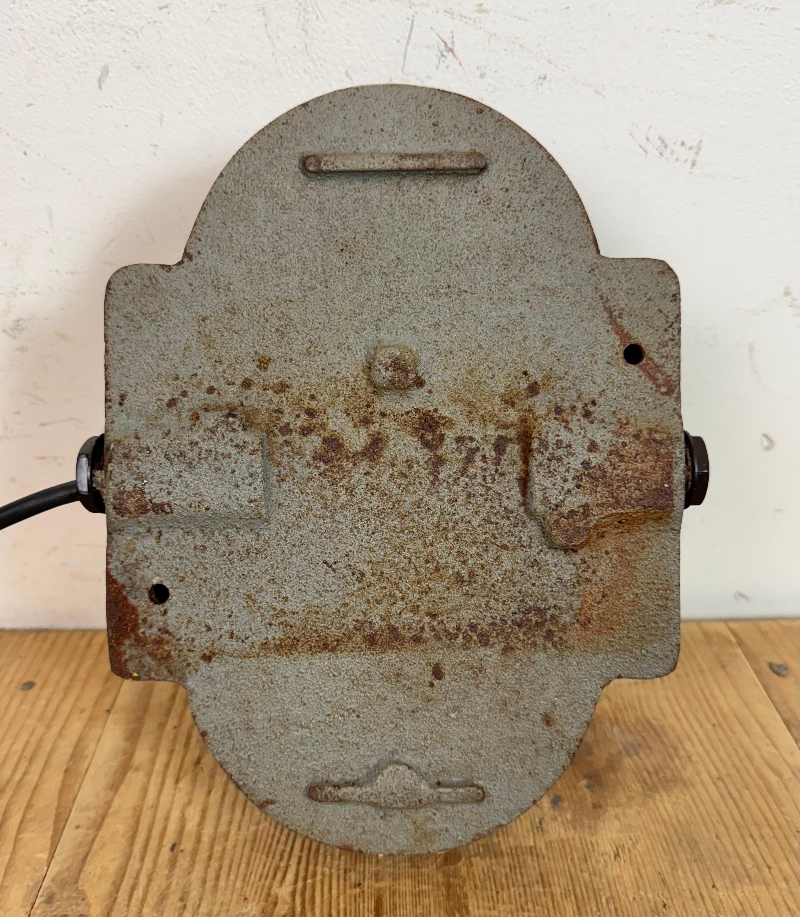 Grey Rusty Industrial Cast Iron Wall Light from Elektrosvit, 1960s For Sale 7