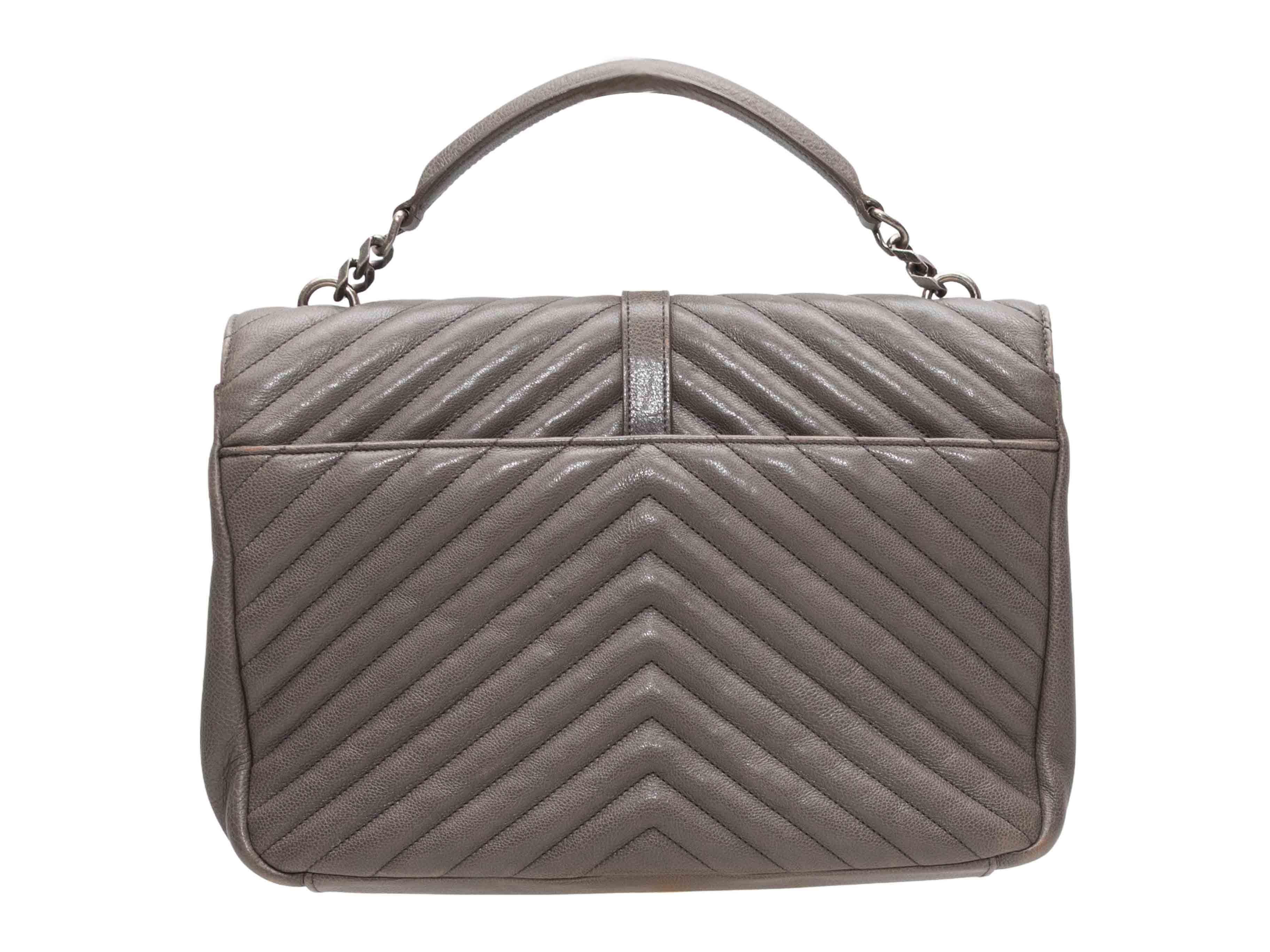 Saint Laurent Grigio Lou Lou Matelasse Handbag In condizioni buone in vendita a New York, NY