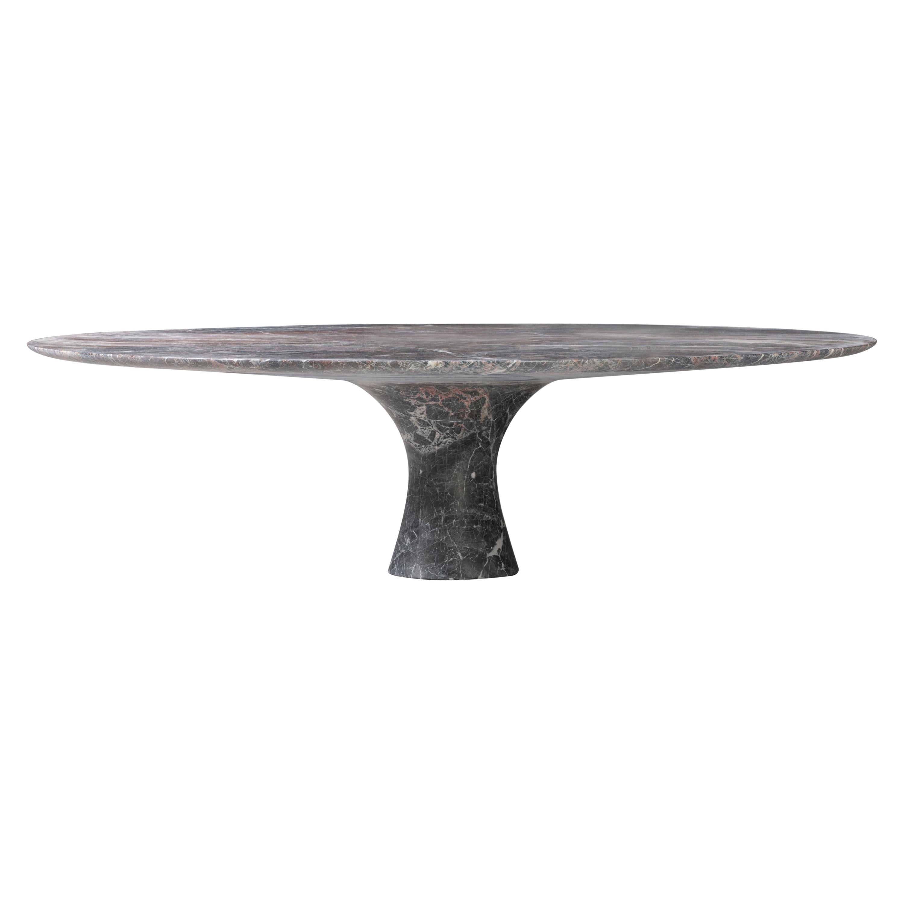Grauer Saint Laurent Raffinierter Ovaler Niedriger Tisch aus Marmor Contemporary 130/27