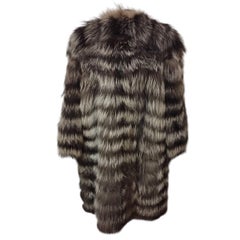 Grau geformter Murmansky-Pelzmantel M