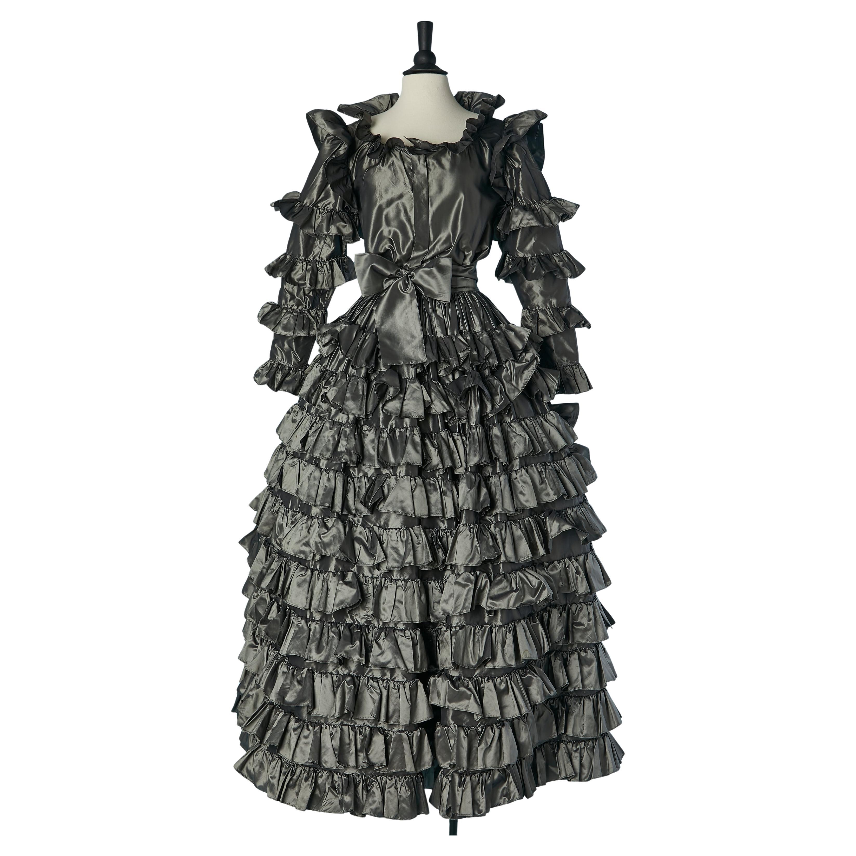 Conjunto de noche de camisa y falda de tafetán de seda gris SAINT LAURENT RIVE GAUCHE en venta