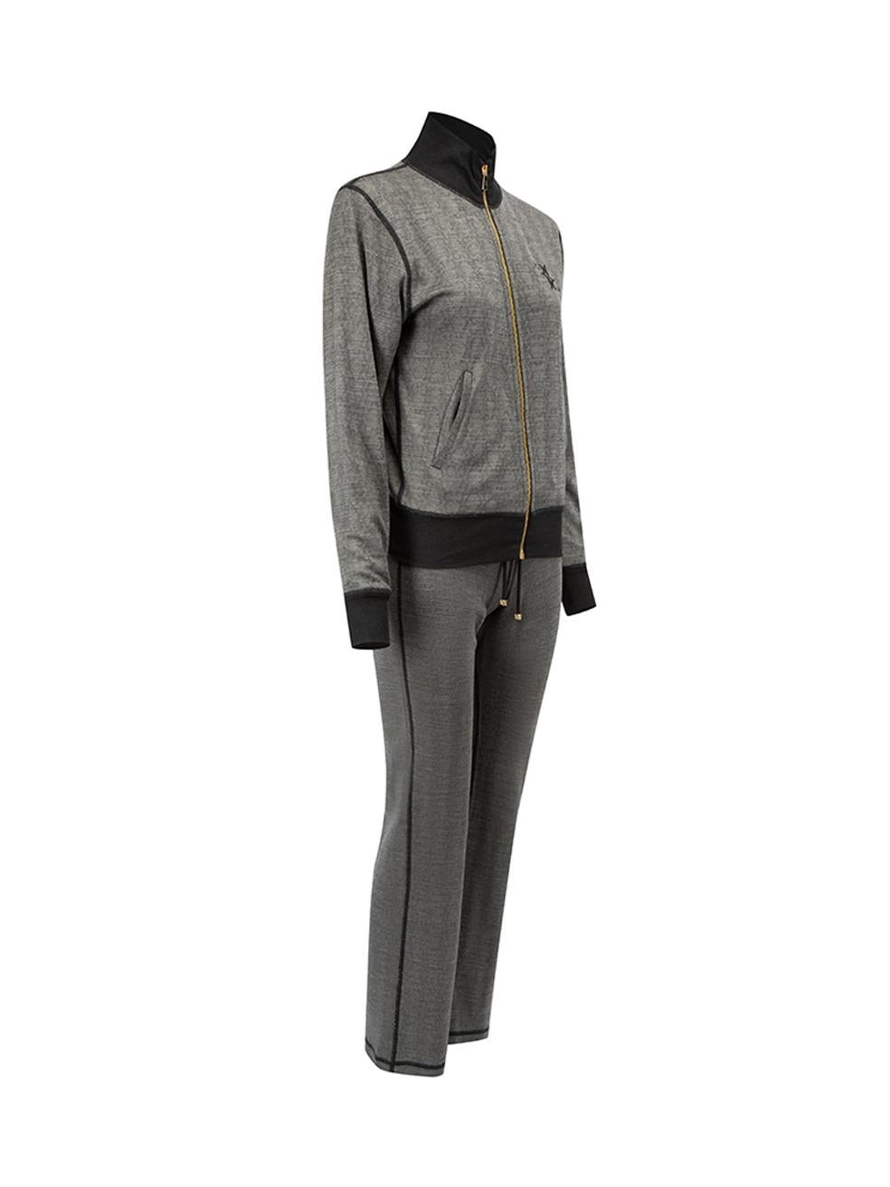 CONDITION is Very good. Minimal wear to set is evident. Minimal wear to outer fabric and pulls to thread can be seen on the zip up jacket on this used Billionaire designer resale item. 
 
 Details
  Grey
 Silk
 Tracksuit set
 Long sleeves track