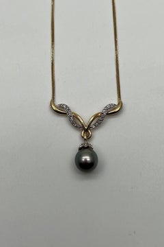Grey Silver Black Tahitian Pearl 14K Yellow Gold Diamond Ribbon Pendant Necklace