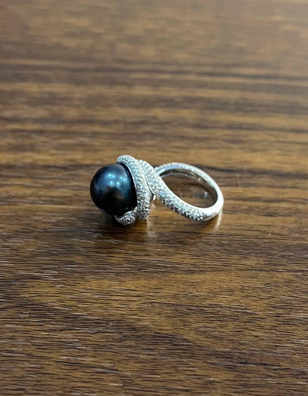 Grey Silver Black Tahitian Pearl White Gold Diamond Pave Set Spiral Bypass Ring For Sale 1