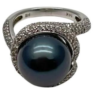 Grey Silver Black Tahitian Pearl White Gold Diamond Pave Set Spiral Bypass Ring For Sale
