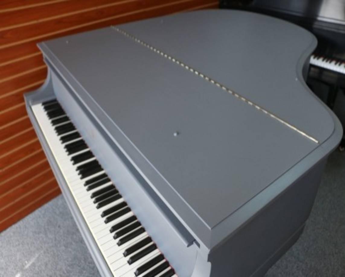 steinway model m dimensions