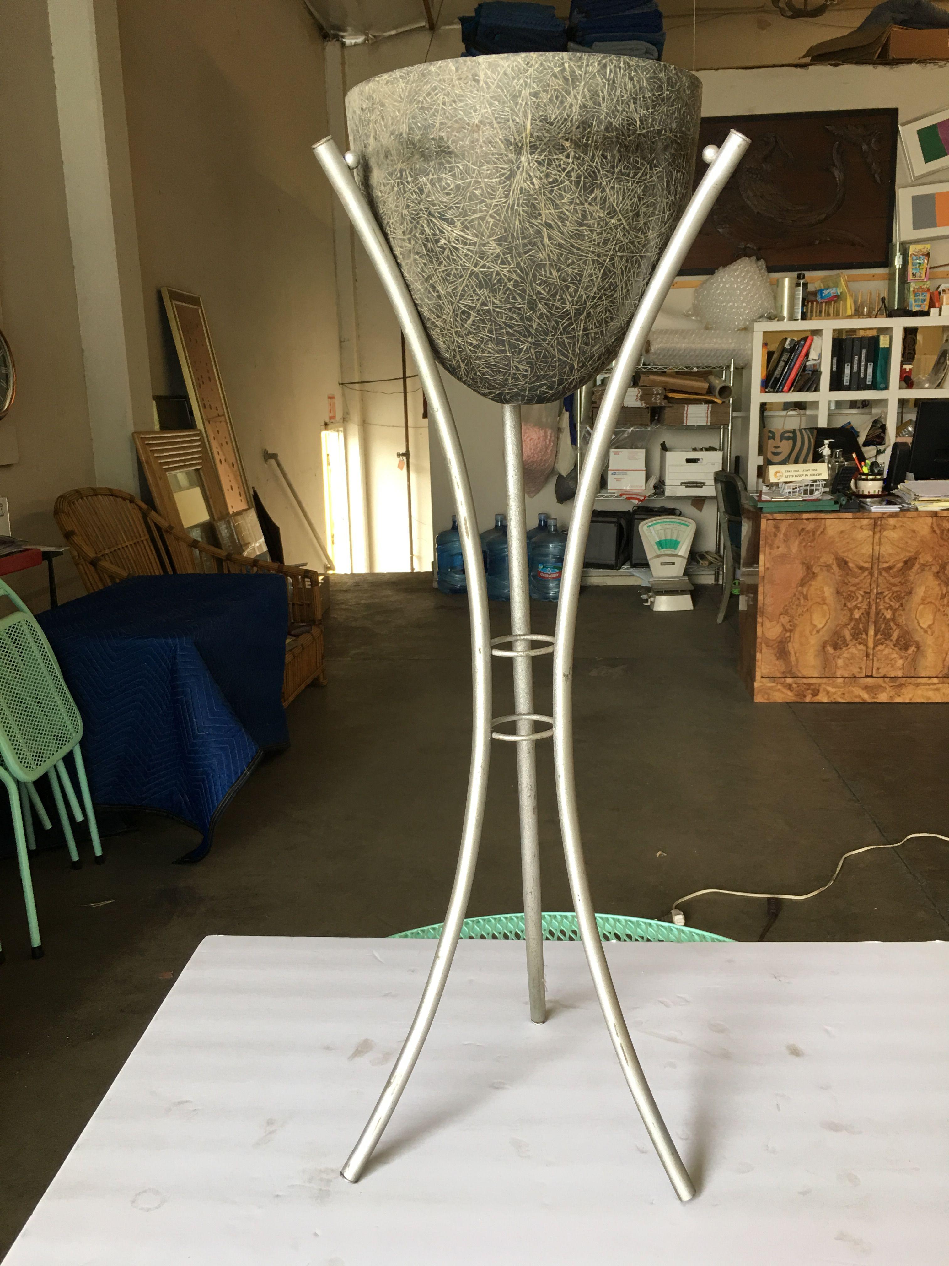 Grey Spun Fiberglass Planter on Silver-Tone Wrought Iron Wire Tripod Base In Excellent Condition In Van Nuys, CA