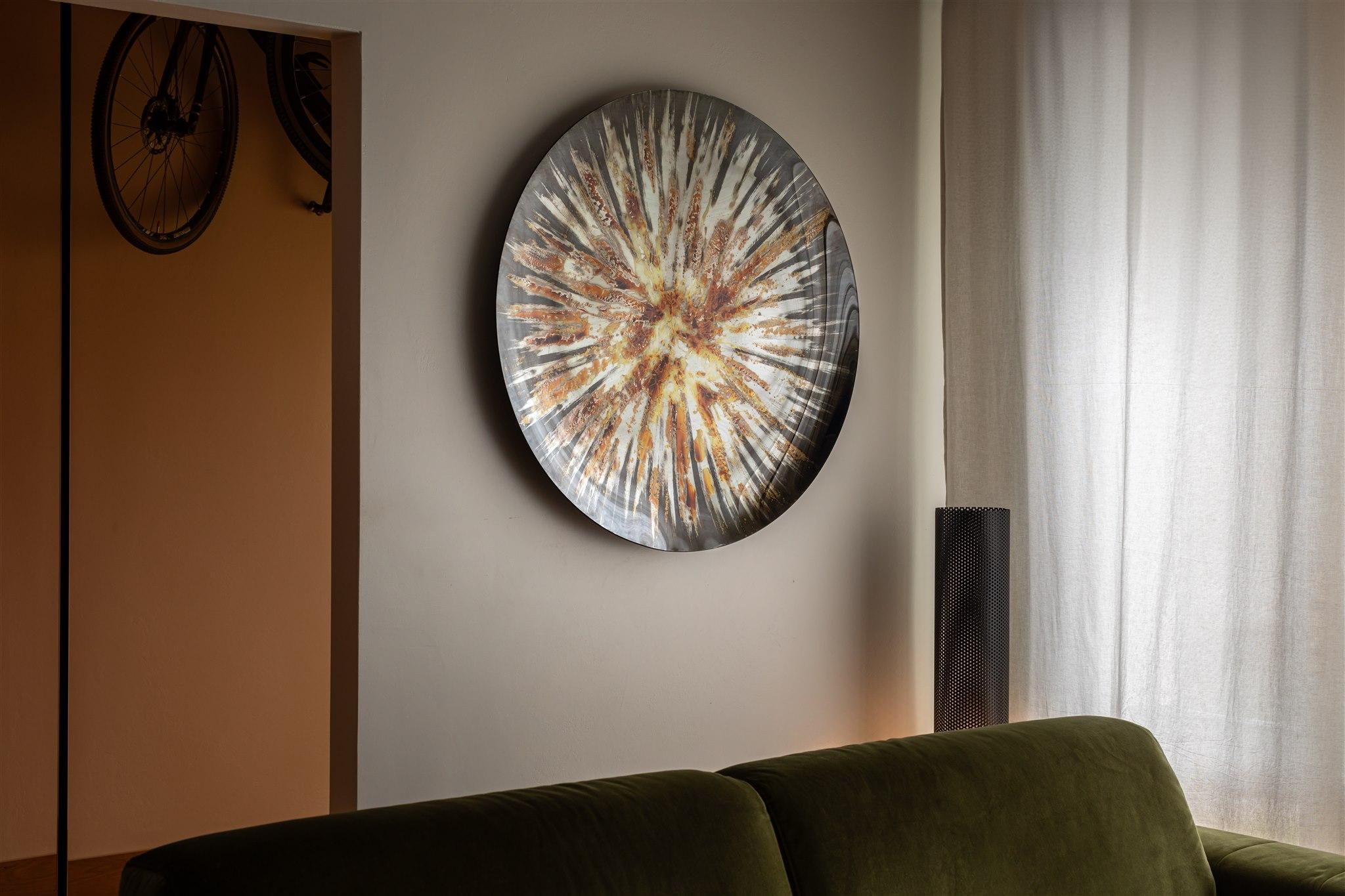 Postmoderno Specchio da parete Grey Star di OOM Contemporary Glass in vendita
