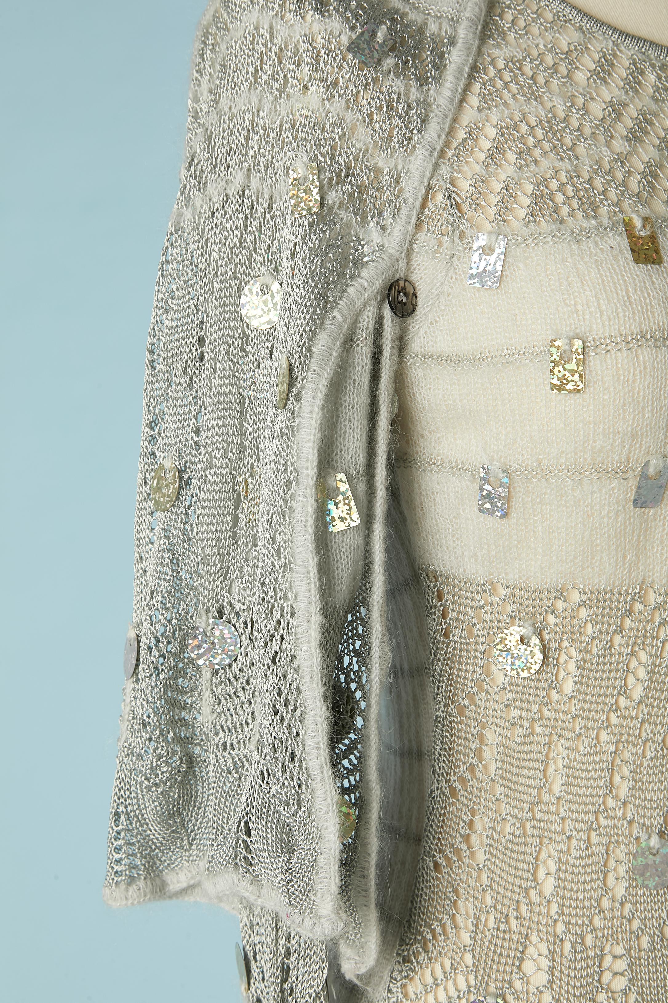 Jersey gris con adorno de lentejuelas y sobremangas Christian Lacroix Bazar en Excelente estado para la venta en Saint-Ouen-Sur-Seine, FR