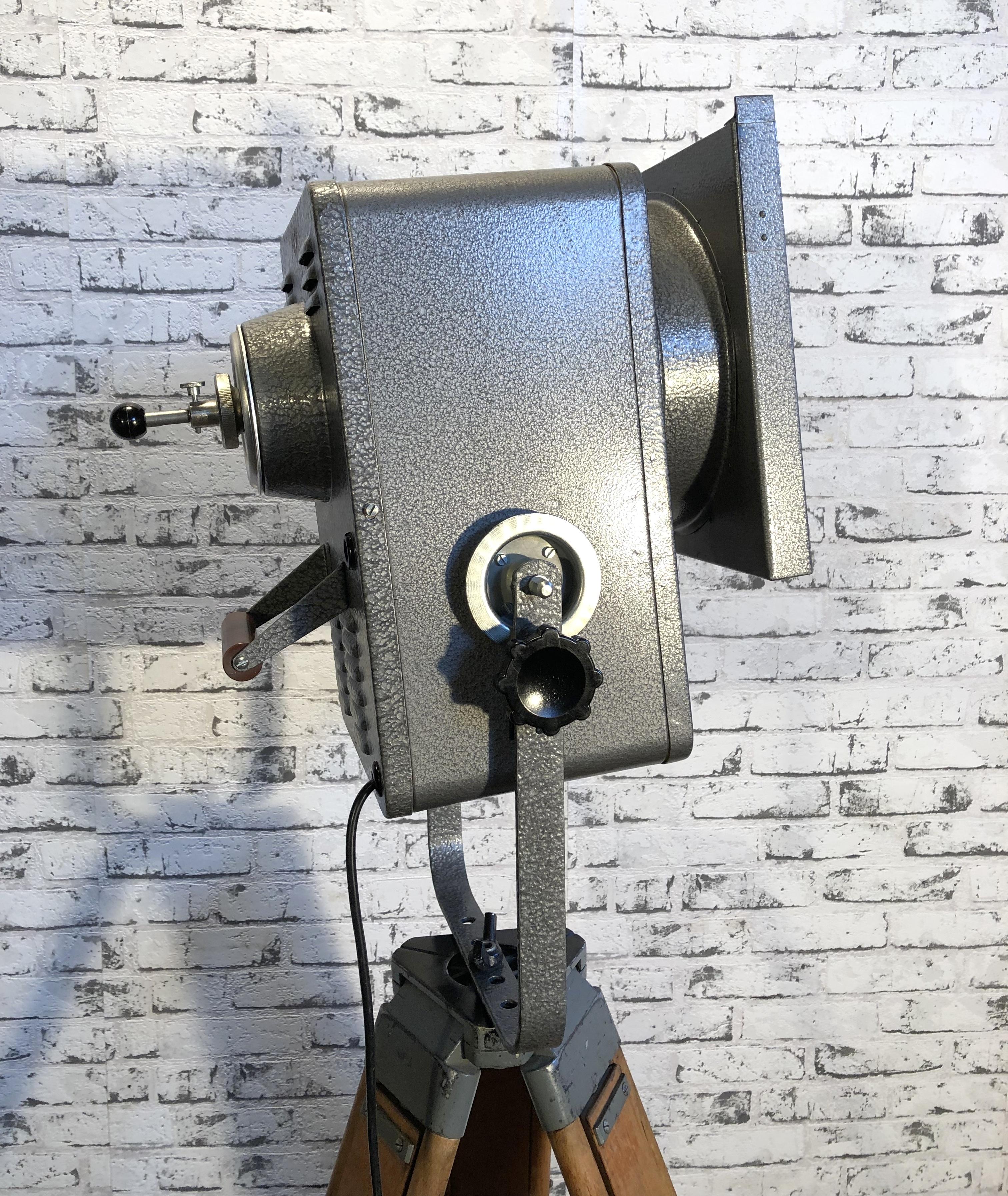 20th Century Grey Theater Spotlight on Wooden Tripod, 1980s For Sale