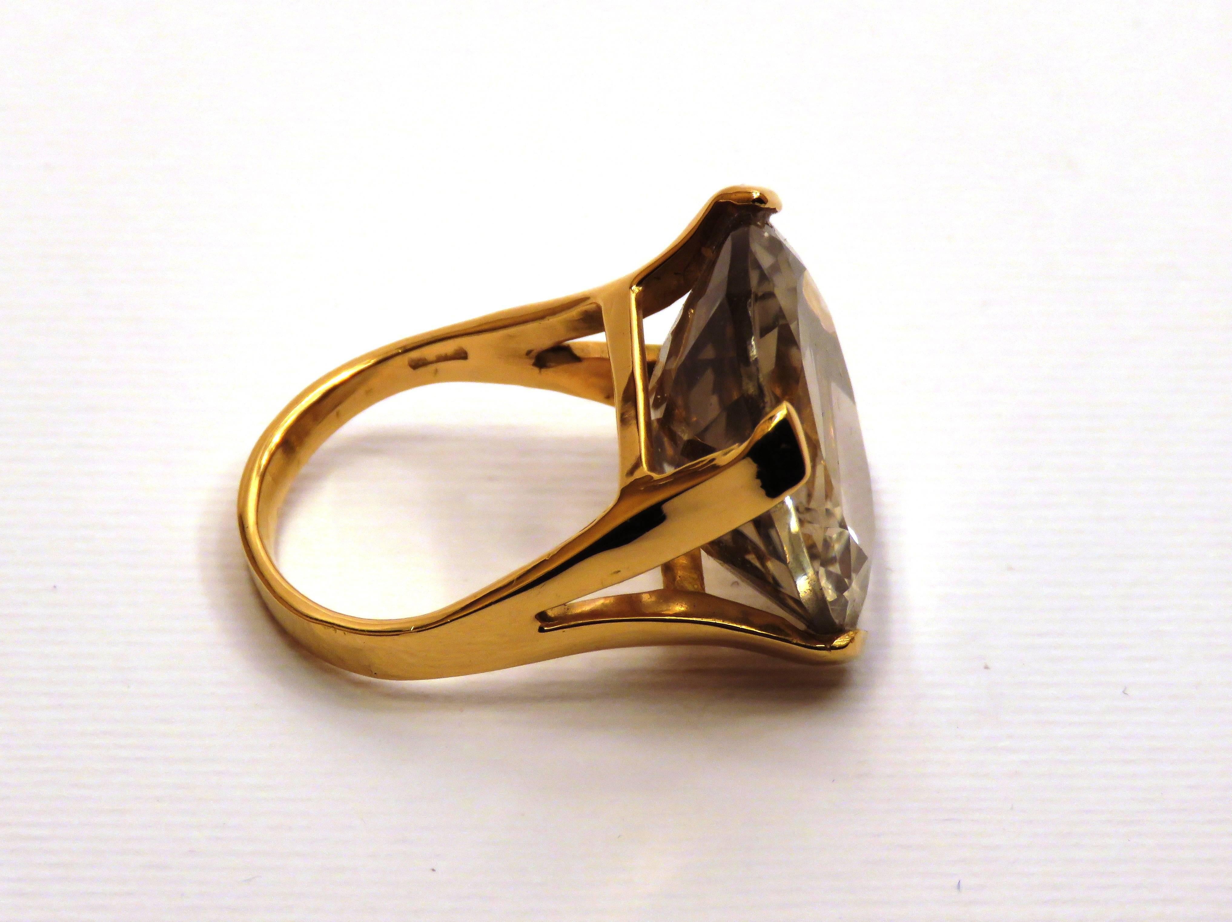 Modern Grey Topaz Rock Crystal 18 Karat Rose Gold Cocktail Ring Handcrafted in Italy
