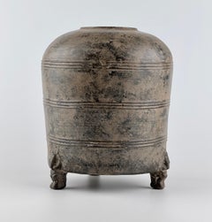 Grey Tripod Granary Jar, Han dynasty