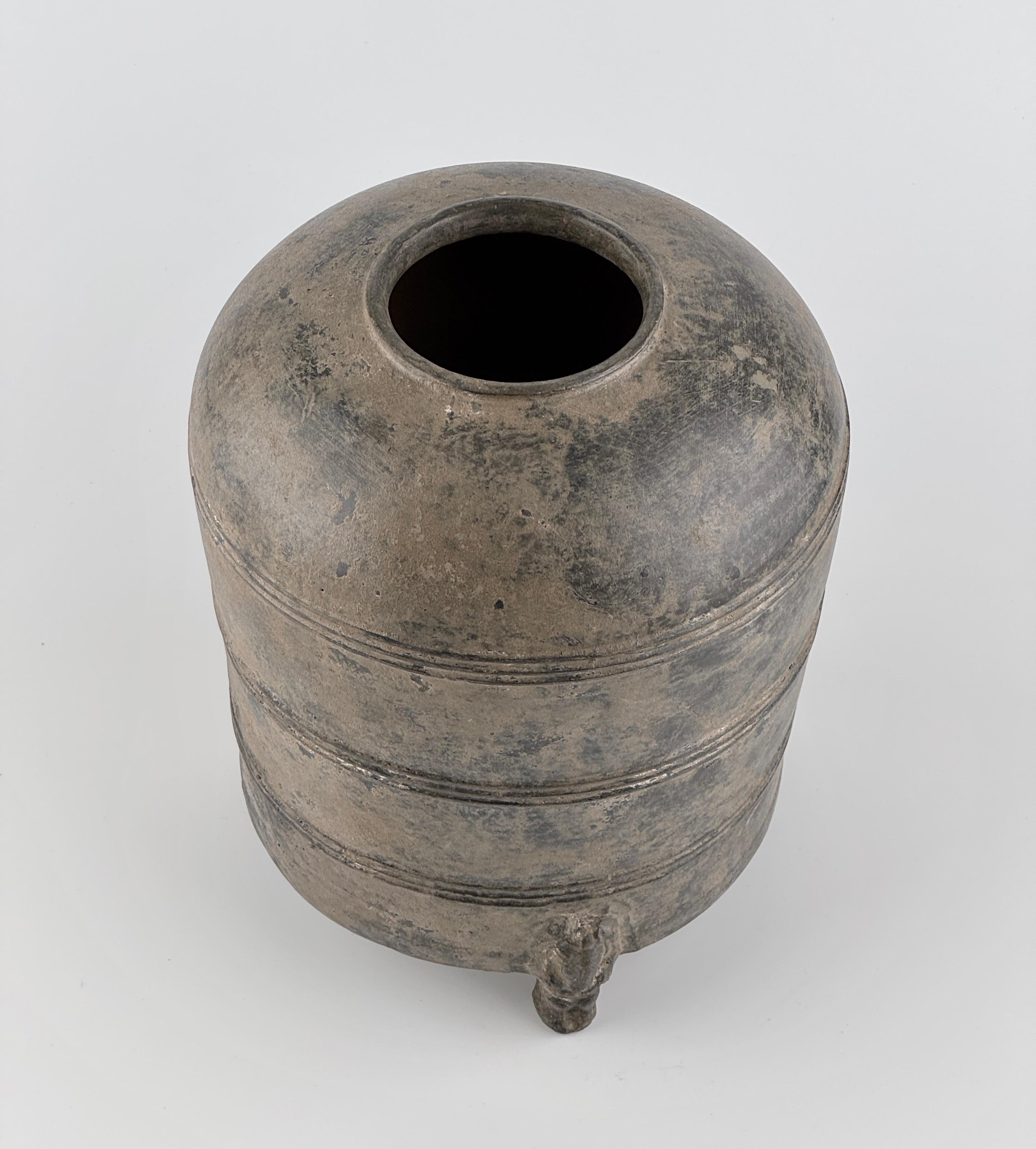 Earthenware Grey Tripod Granary Jar, Han dynasty For Sale