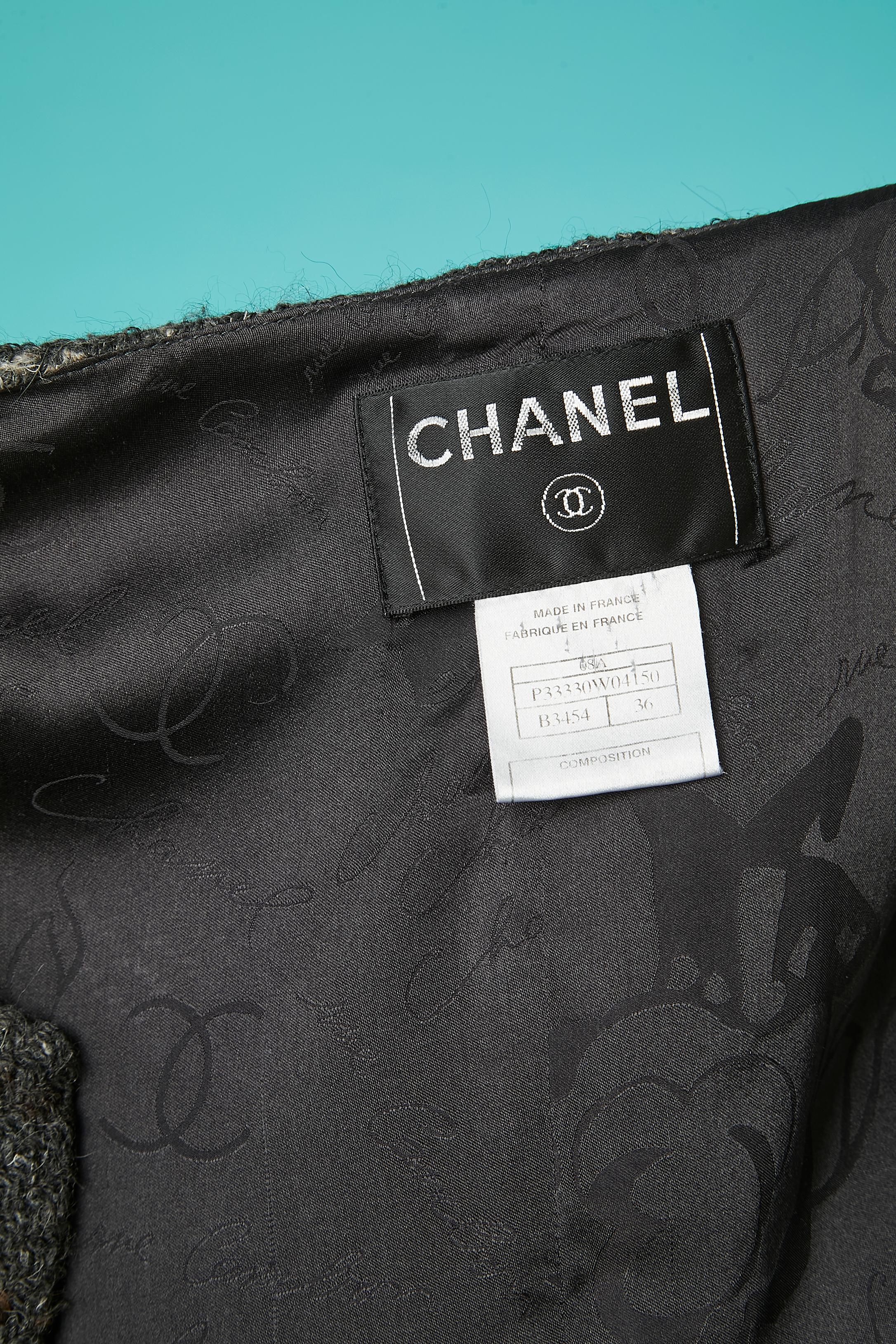 Grey tweed jacket with zip in the middle front Chanel  For Sale 2