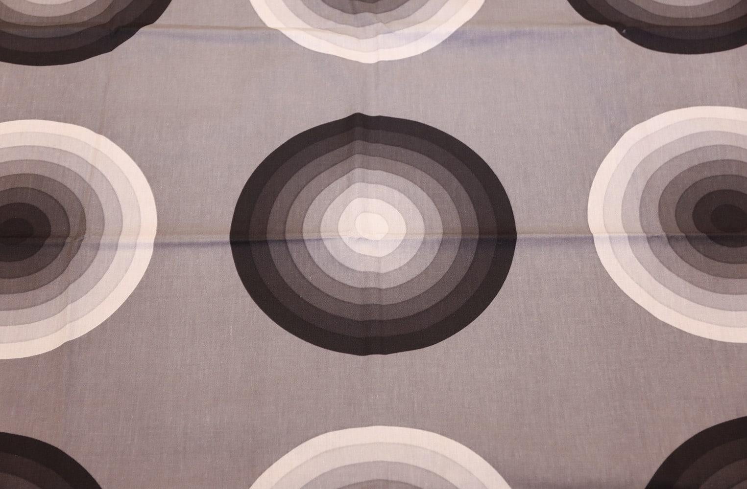 Graues Vintage Kreis Design Verner Panton Mid Century Modern Textile 3'9