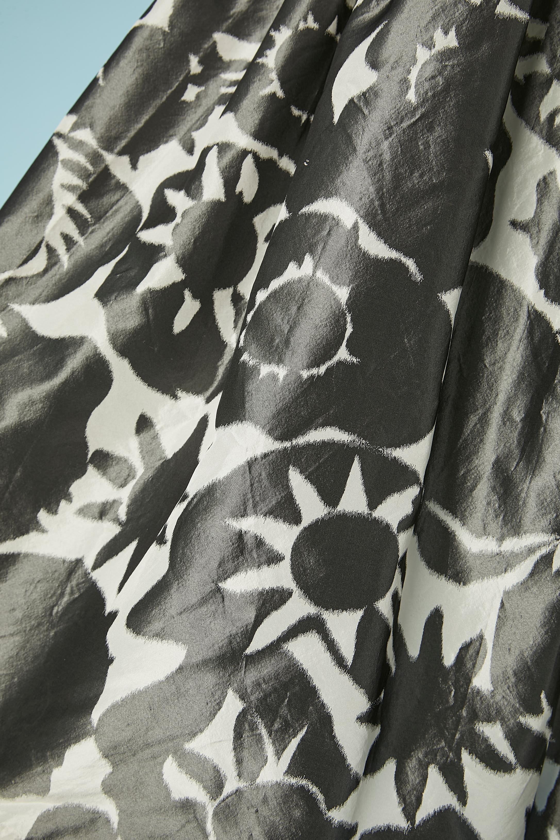 Grey & white silk cocktail bustier dress with ruffles Nina Ricci Haute-Boutique In Excellent Condition For Sale In Saint-Ouen-Sur-Seine, FR