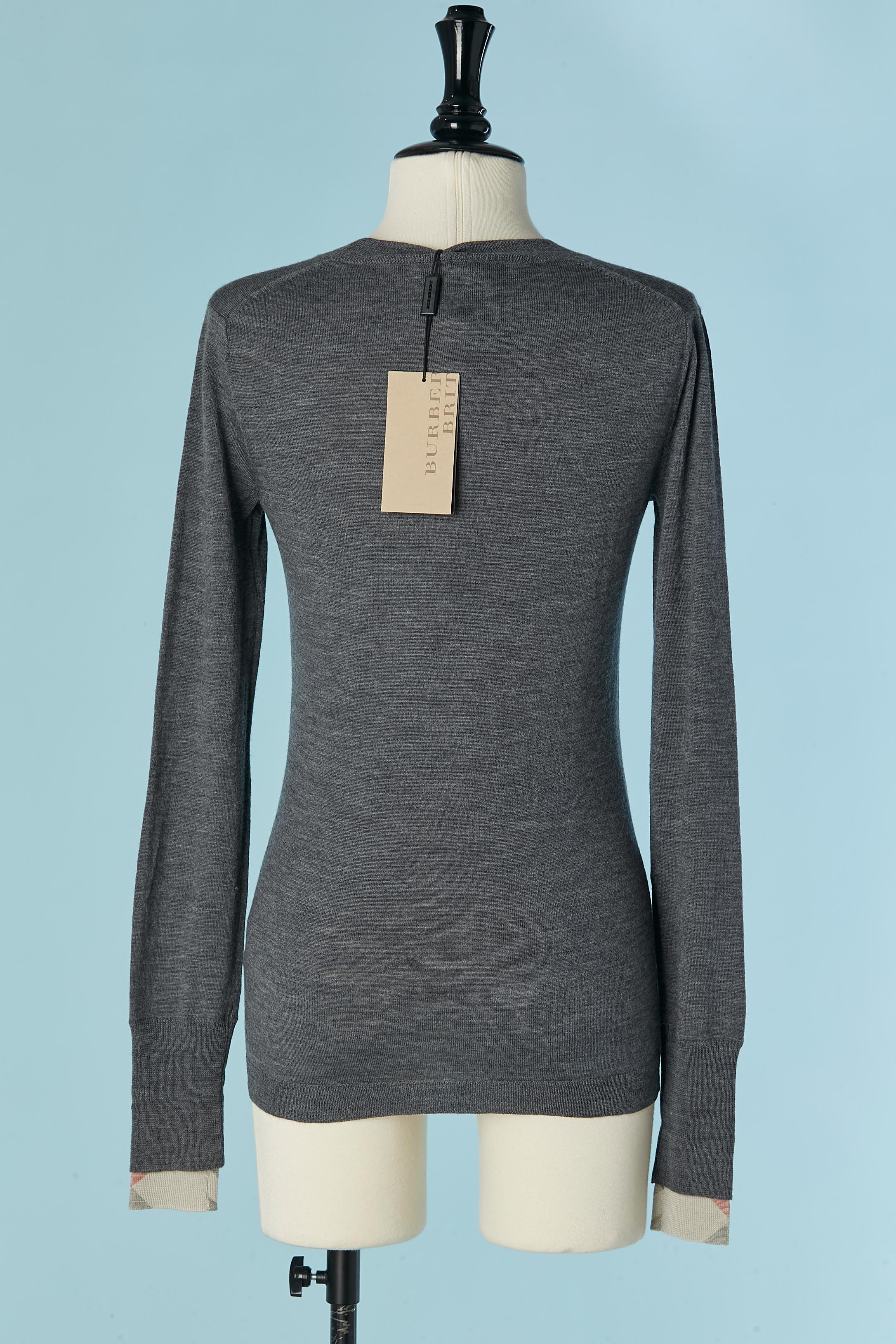 Cardigan gris BURBERRY BRIT neuf en vente 1