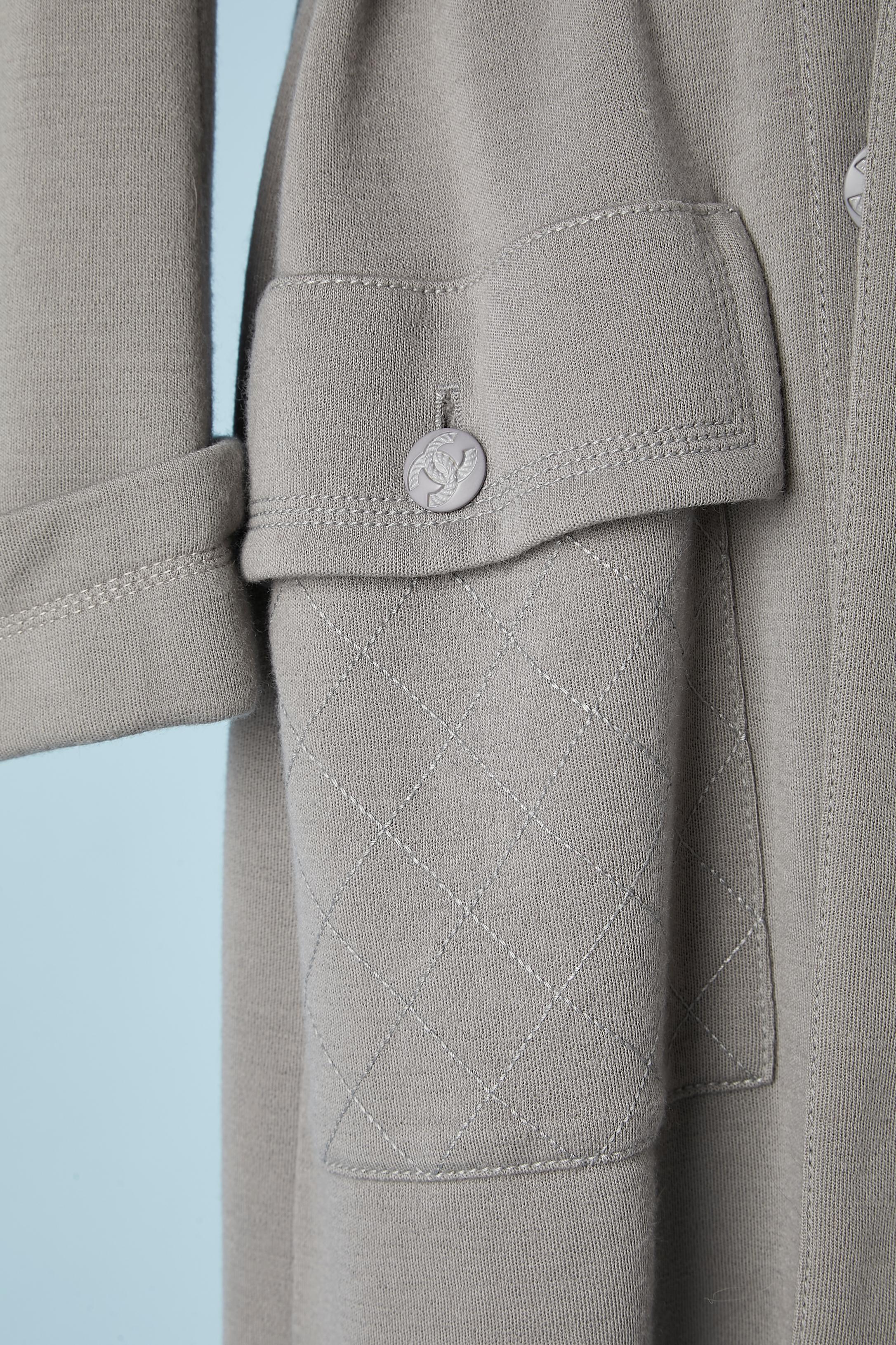 Gabardina de punto de lana gris Chanel en Excelente estado para la venta en Saint-Ouen-Sur-Seine, FR