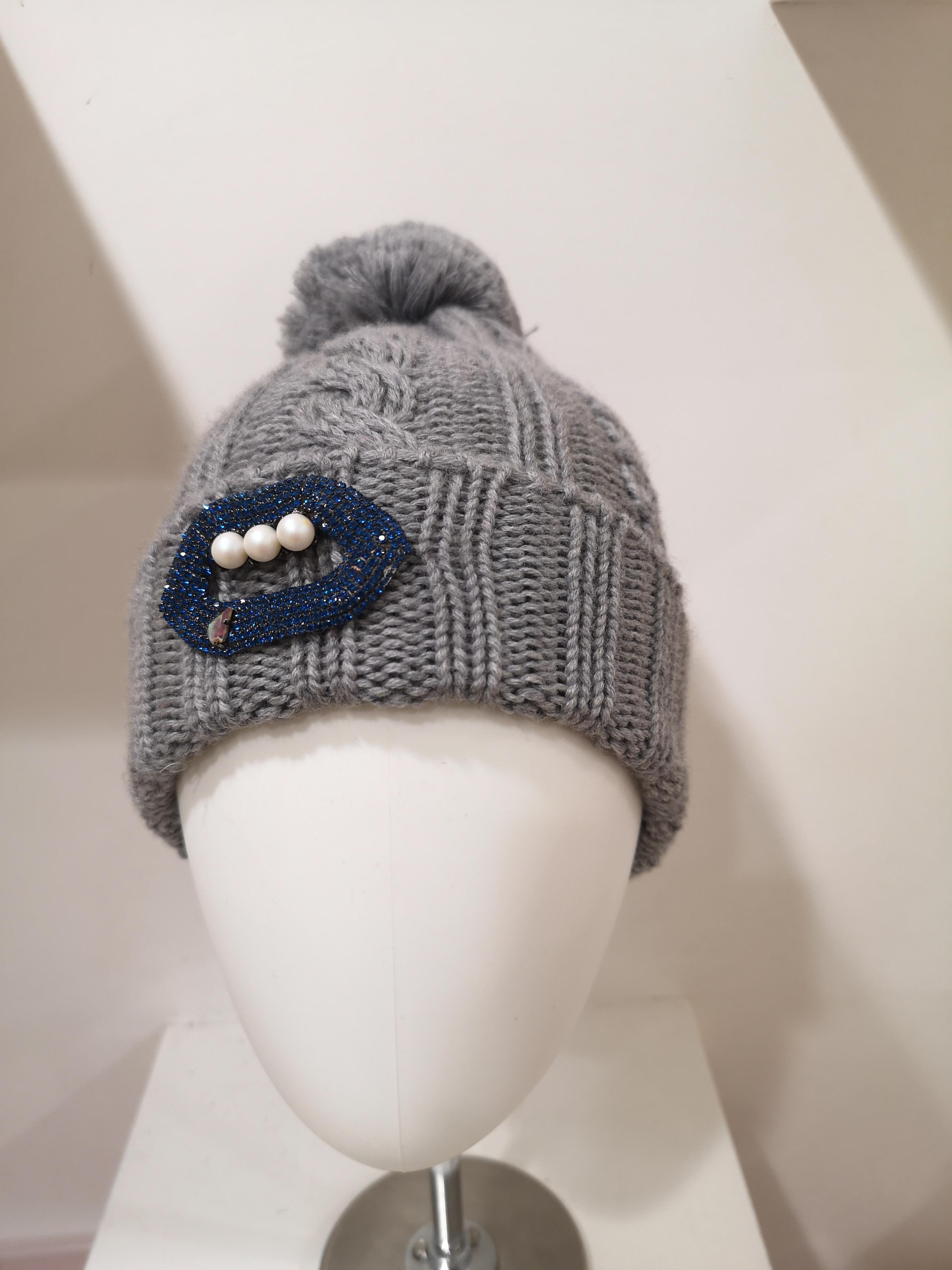 Grey wool mouth teeth swarovski brooch hat 3