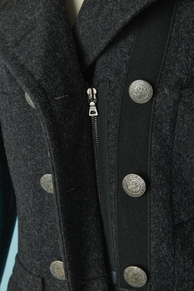 Cappotto doppiopetto imbottito in lana grigia con collo in pelliccia Prada in vendita 3
