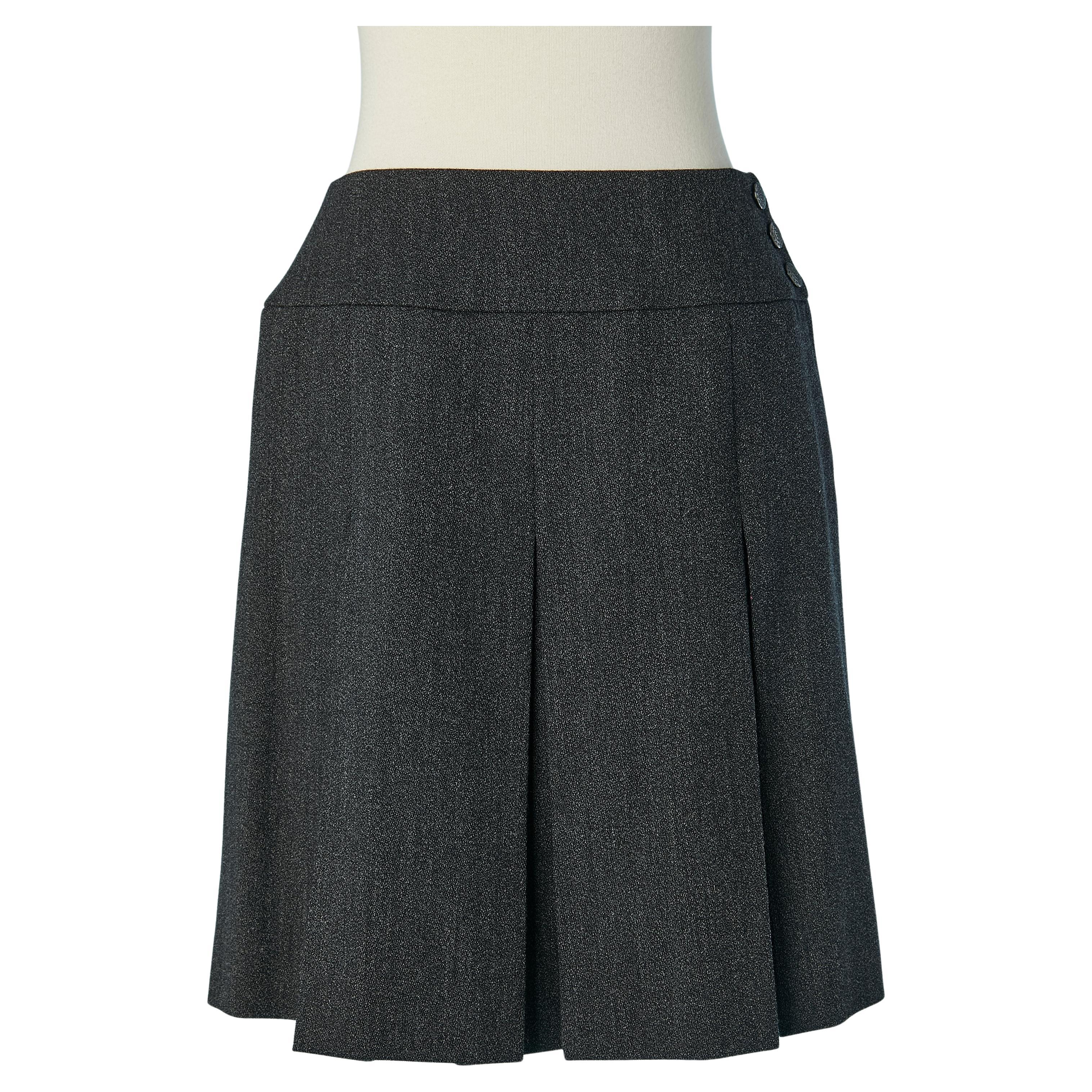 Grey wool skirt with box-pleats CHANEL BOUTIQUE en venta