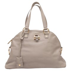 Graue Yves Saint Laurent Kleine Muse-Tasche in Grau