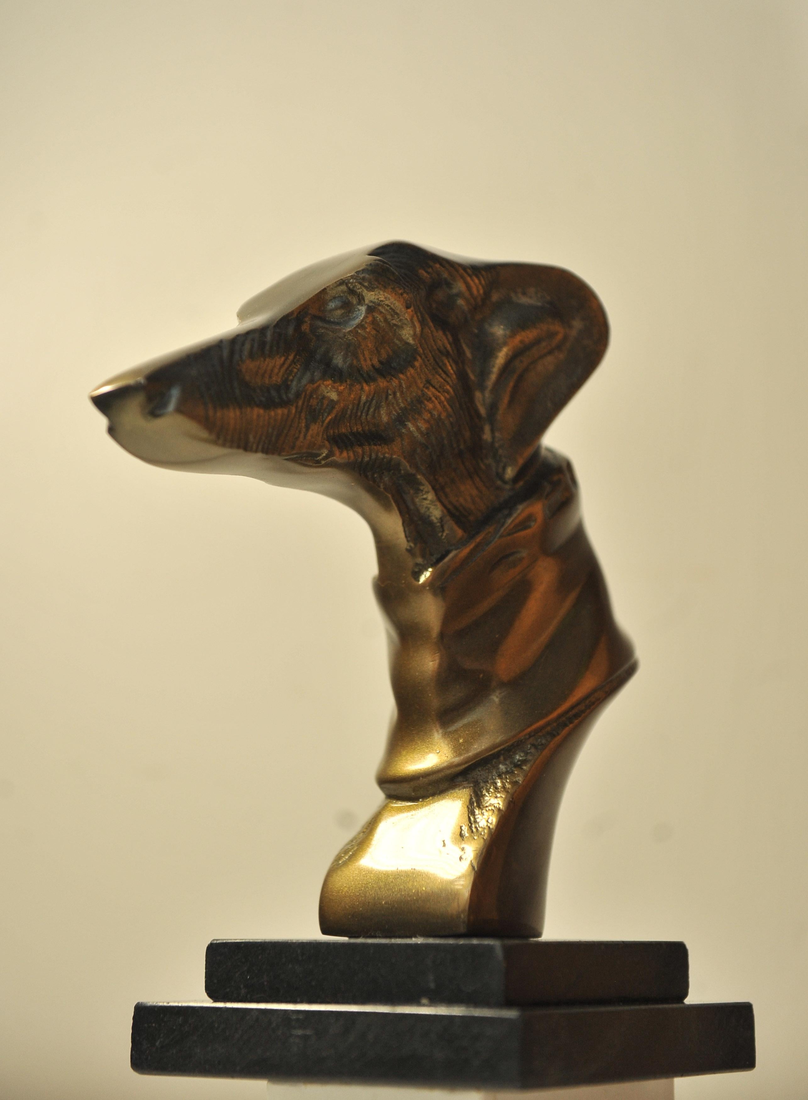 European Greyhound Bronze Figurehead On Plinth Ideal For Desk Paperweight Or Decoration. For Sale