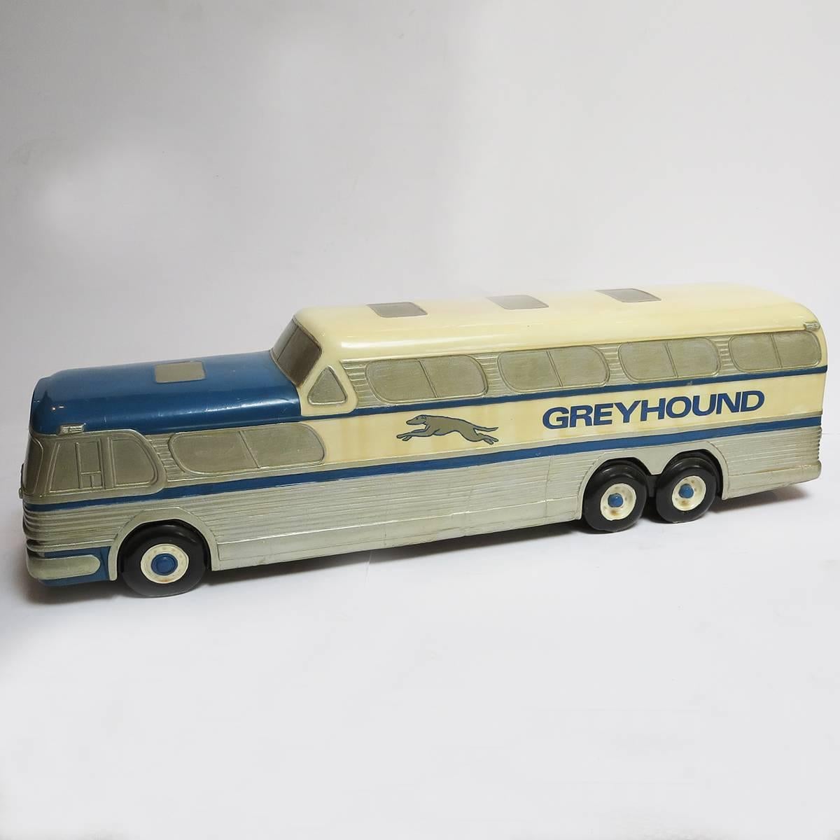 raymond loewy greyhound bus