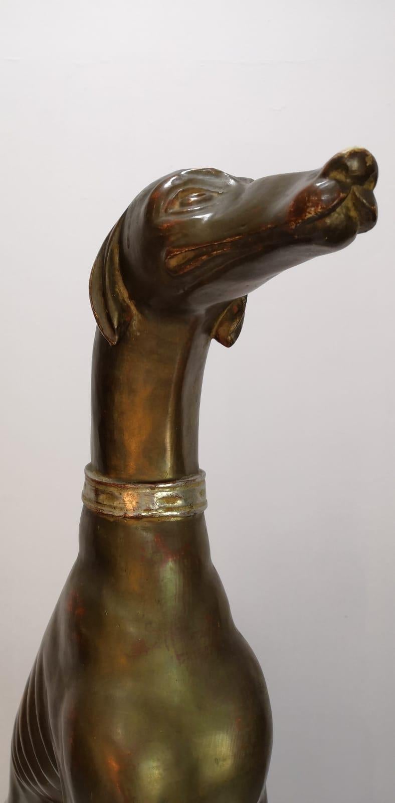 Greyhound Sculpture Dog in Carved and Gilded Wood, Italy, pp S.XX For Sale 6