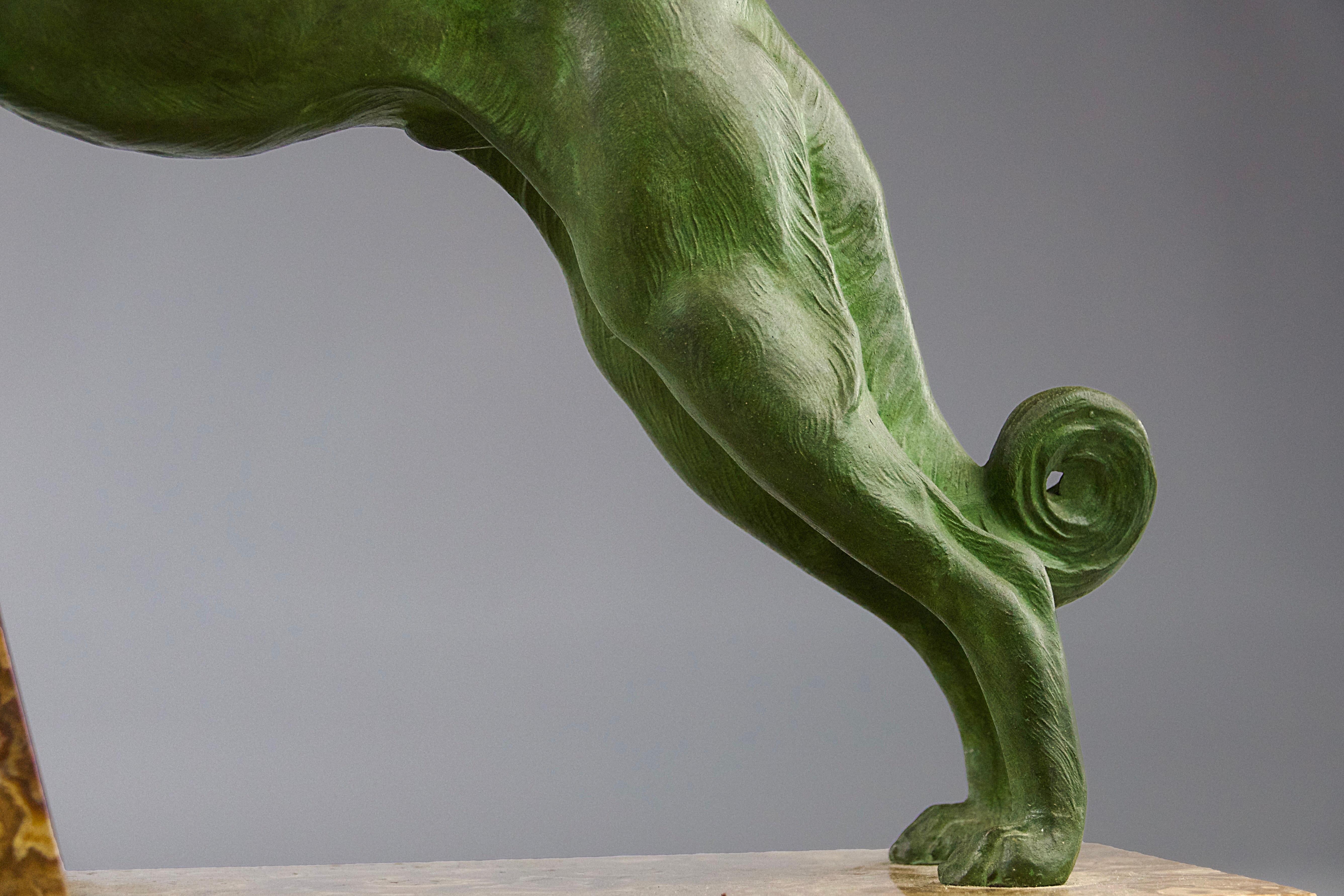 Windhund-Skulptur, Frankreich Art Déco, 1930er Jahre im Angebot 4
