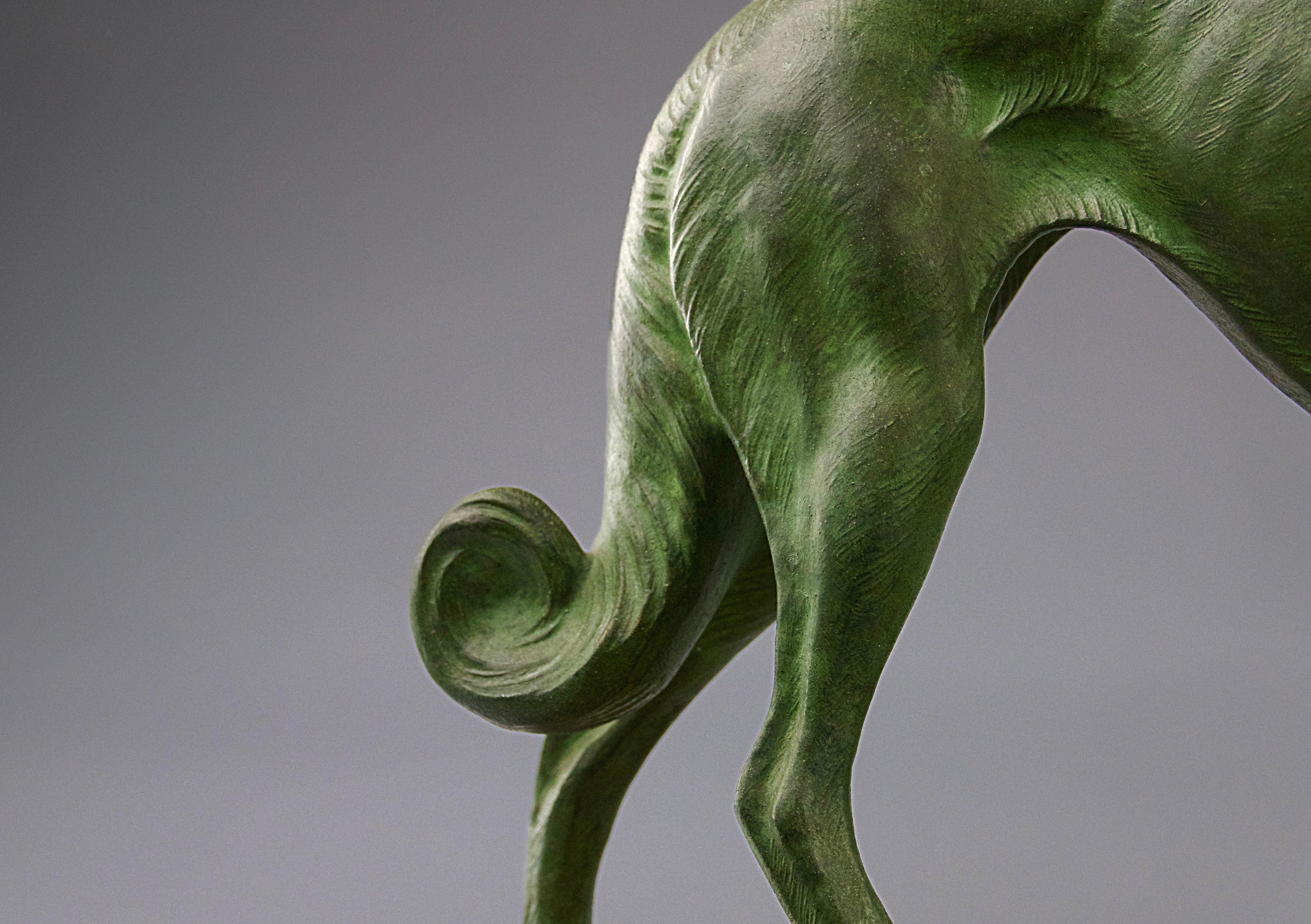 Windhund-Skulptur, Frankreich Art Déco, 1930er Jahre (Mitte des 20. Jahrhunderts) im Angebot