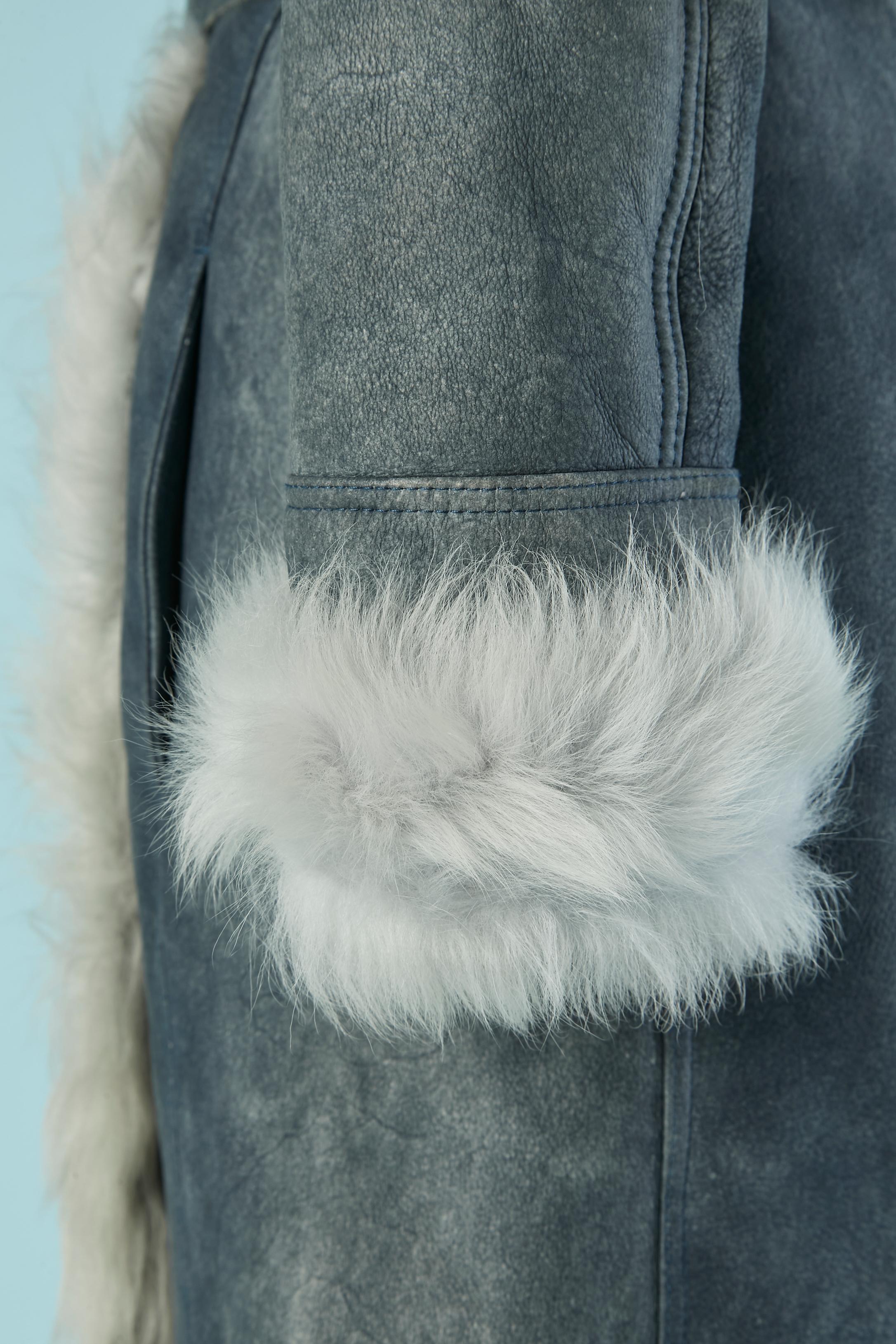 Donna Cappotto Sherling grigio-azzurro Gianni Versace in vendita