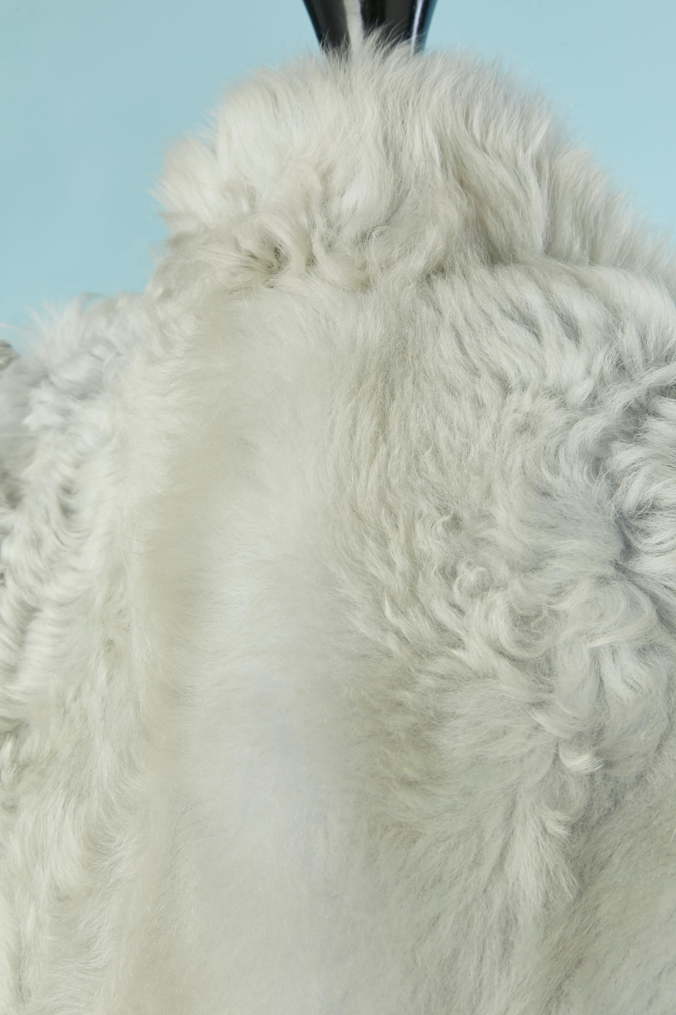 Cappotto Sherling grigio-azzurro Gianni Versace in vendita 2