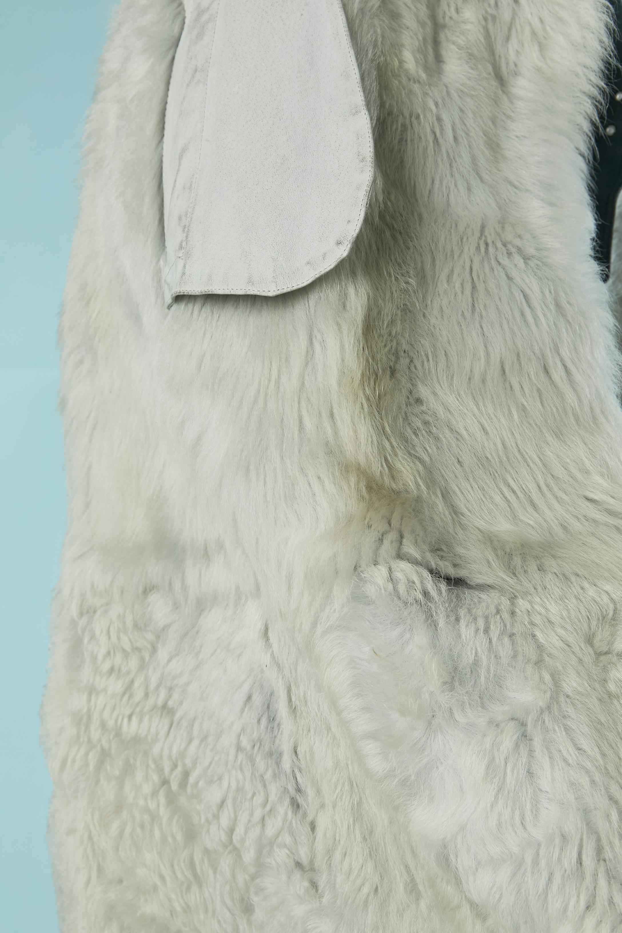 Cappotto Sherling grigio-azzurro Gianni Versace in vendita 3