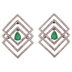 Grid Diamond 
Emerald Fluid Earrings