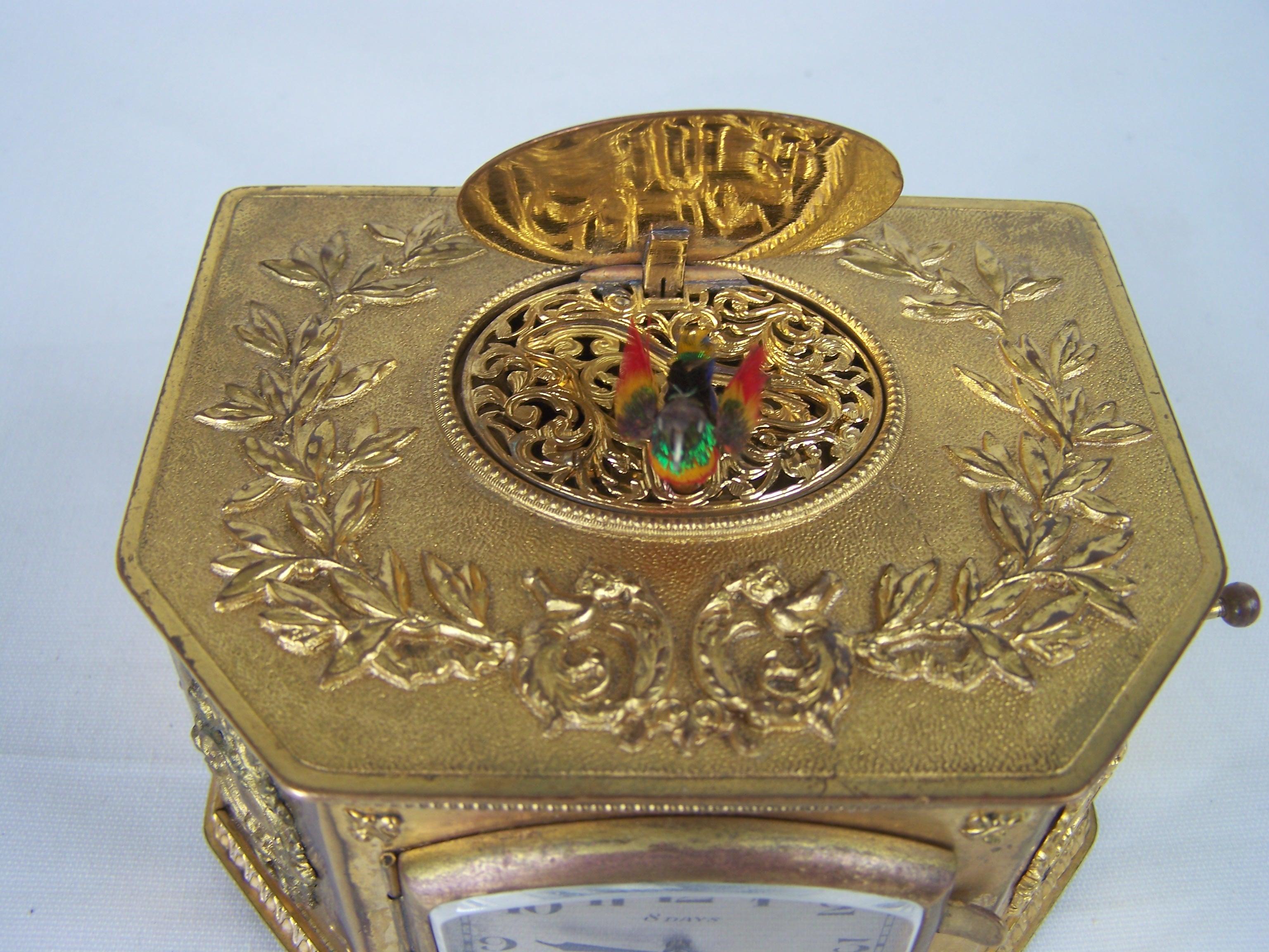 Griebaum singing bird box from the 1950s-60s with clock 1