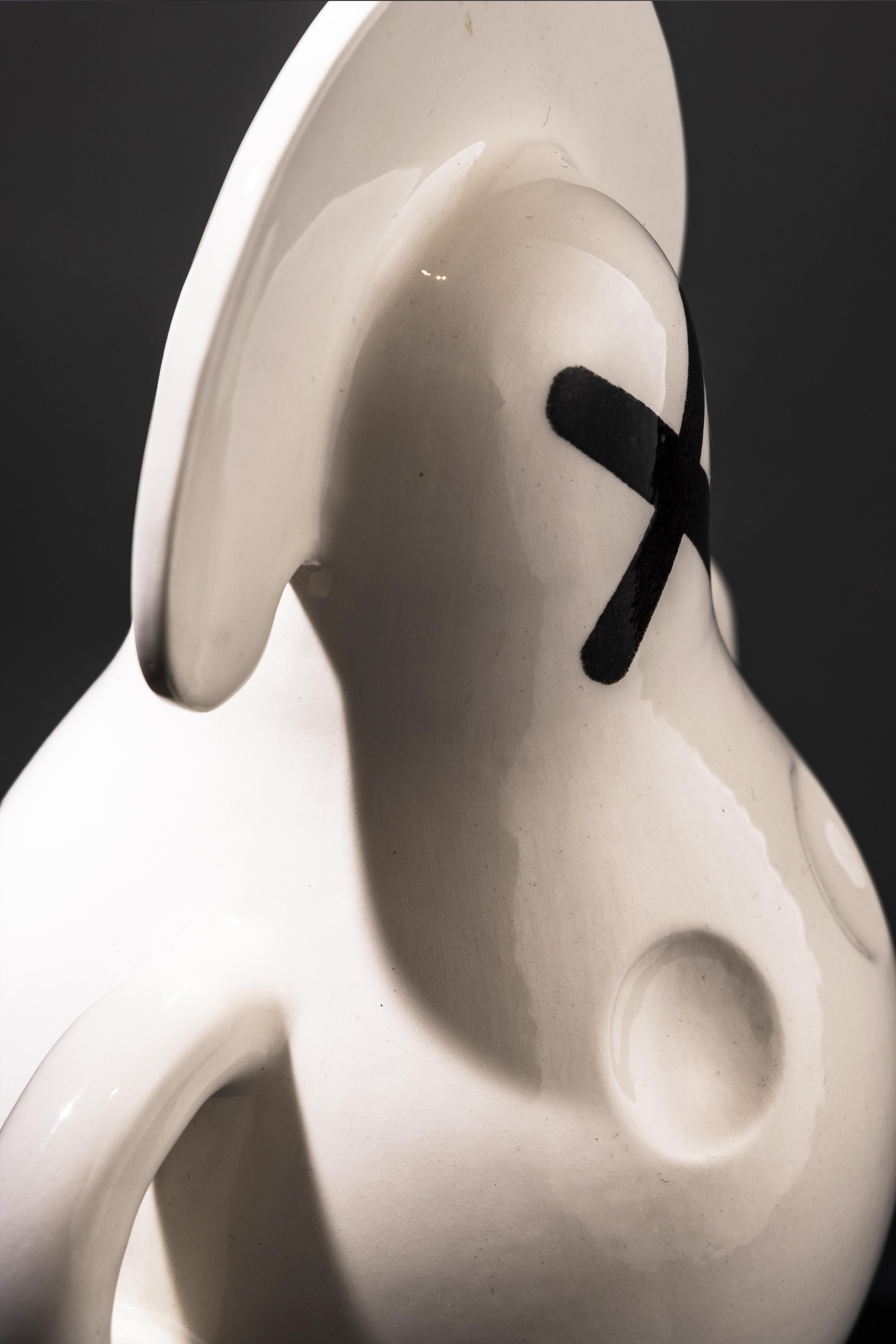 „SHURA CROSS“ Keramik-Skulptur „10“ x 6,5“ Zoll von Grigorii Gorkovenko im Angebot 7