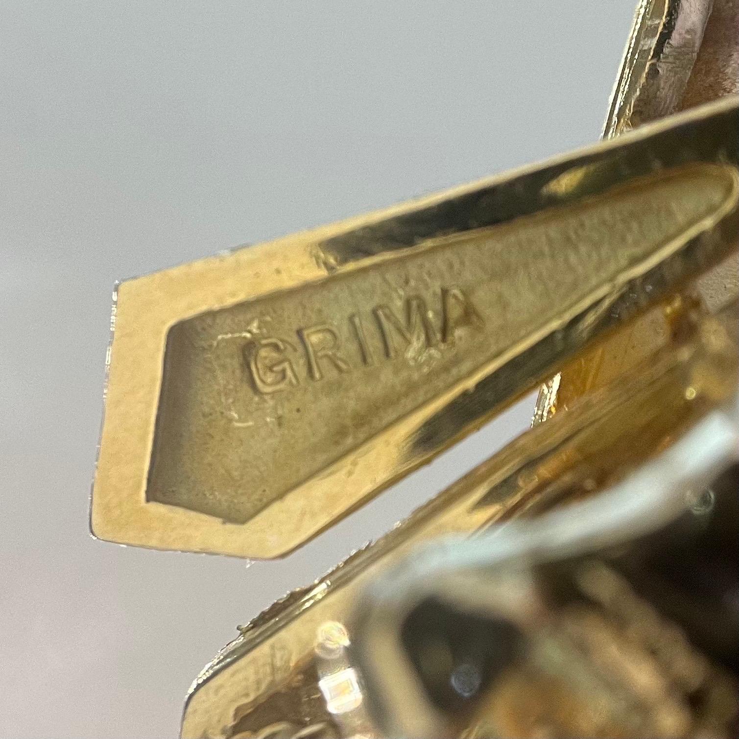 Grima Clips d'oreilles en or jaune 18 carats, platine et diamants, 1971 en vente 1