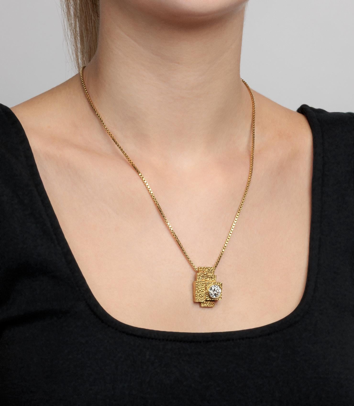 Grima 2.18ct Brilliant Cut Diamond 18ct Yellow Gold Vintage Bespoke Pendant

Product Details
Xupes Ref: J685
Brand: Grima
Model: Bespoke Pendant
Type: Necklace
Age: 1986
Accompanied By: Grima Box, Papers
Material(s): 18ct Yellow Gold
Gemstone: