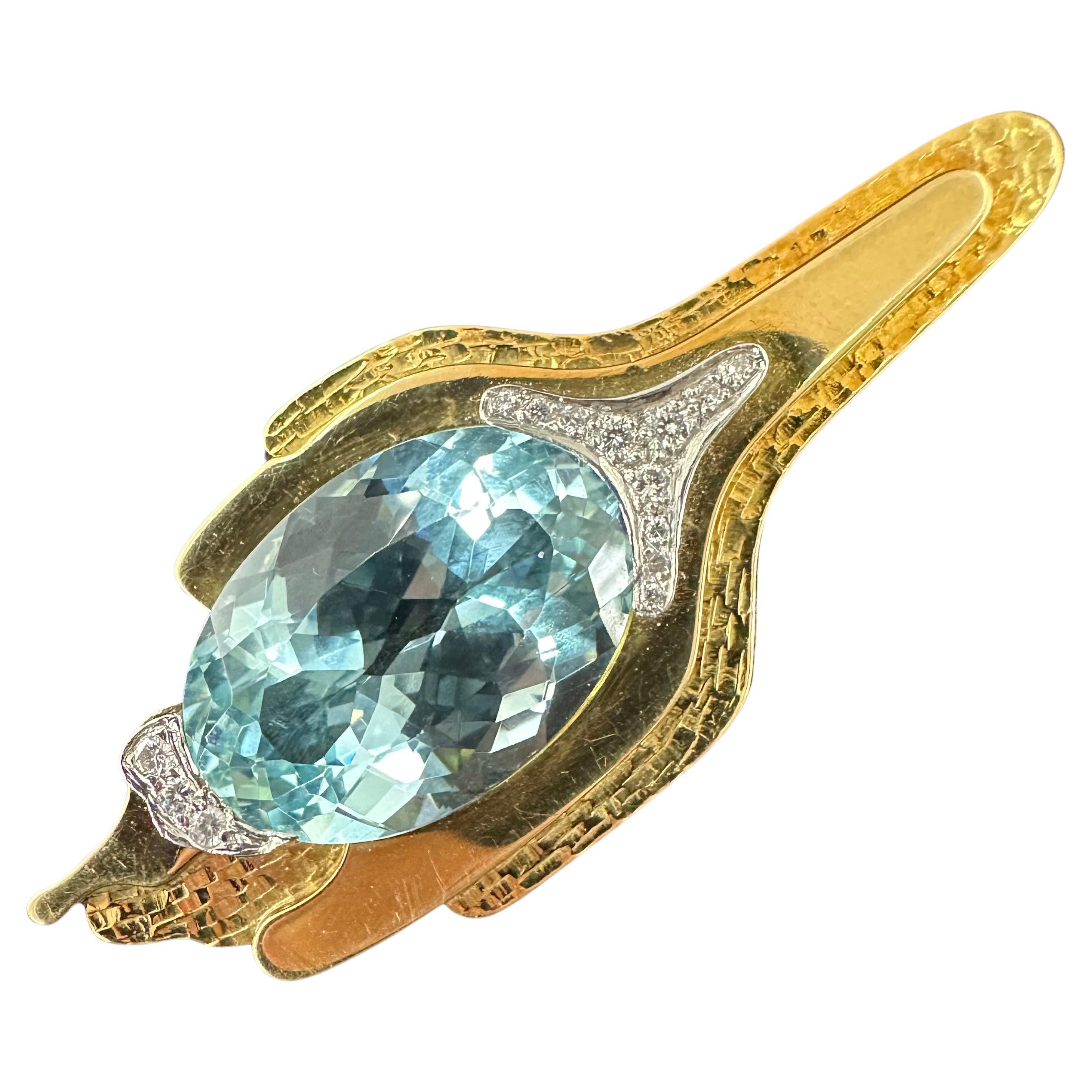 Grima  Aquamarine Diamond Brooch 18k Yellow Gold For Sale
