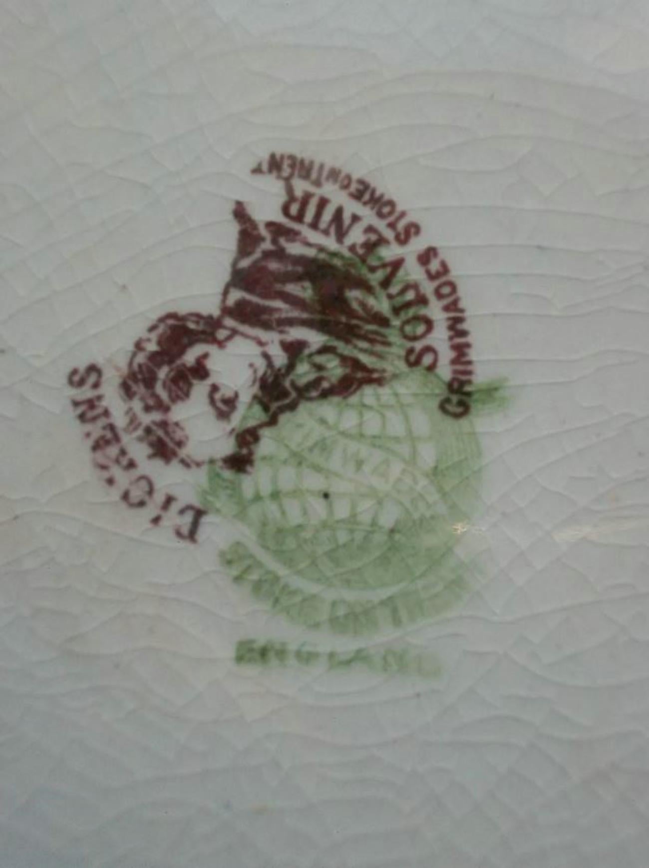 Ceramic GRIMWADES - 'Mr Pickwick' - Vintage Dickens Souvenir Plate - Mid 20th Century For Sale