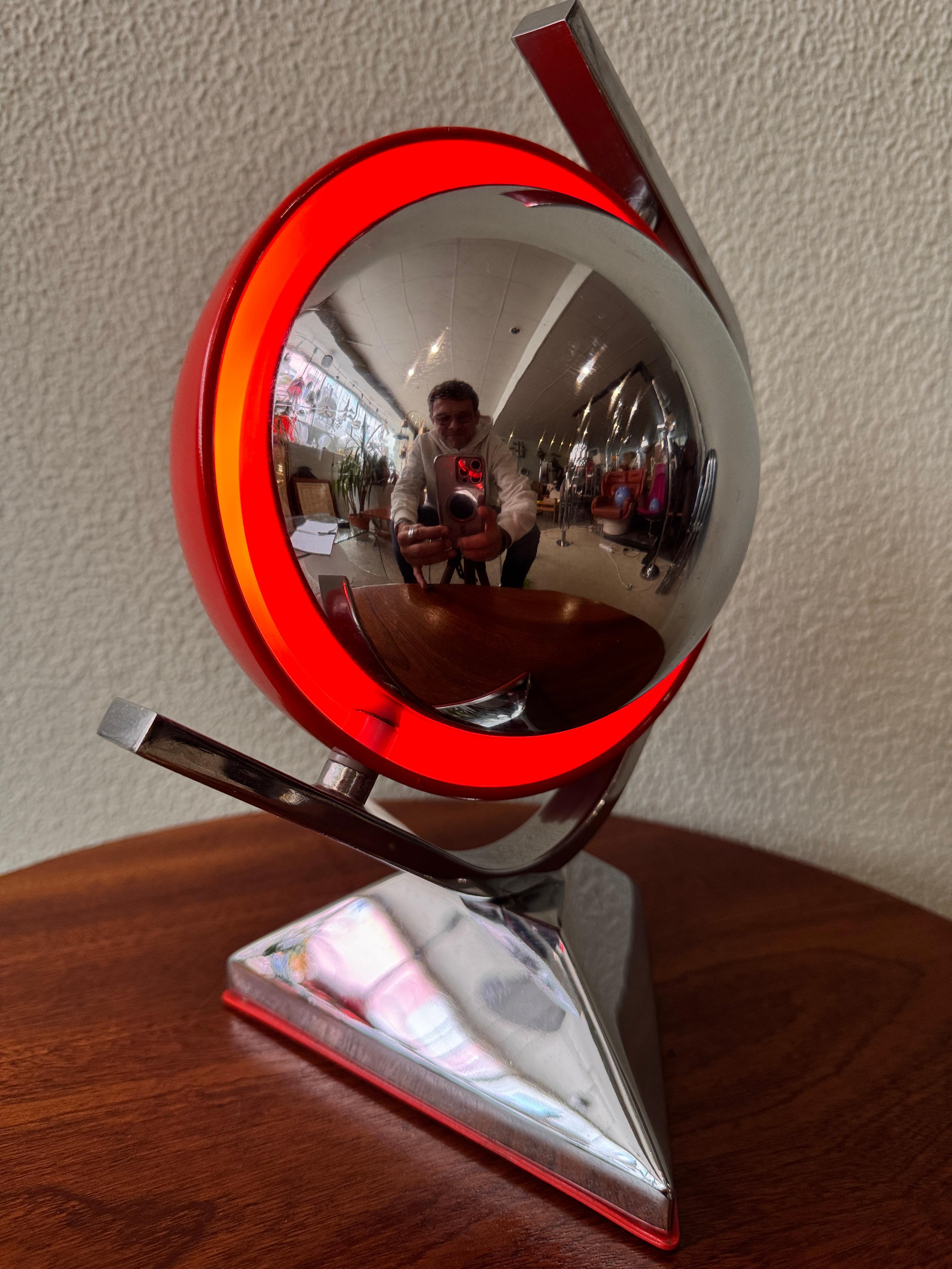 Grin Luz Space Age Eyeball Table Lamp by Luis Pérez de la Oliva, 1970's For Sale 9