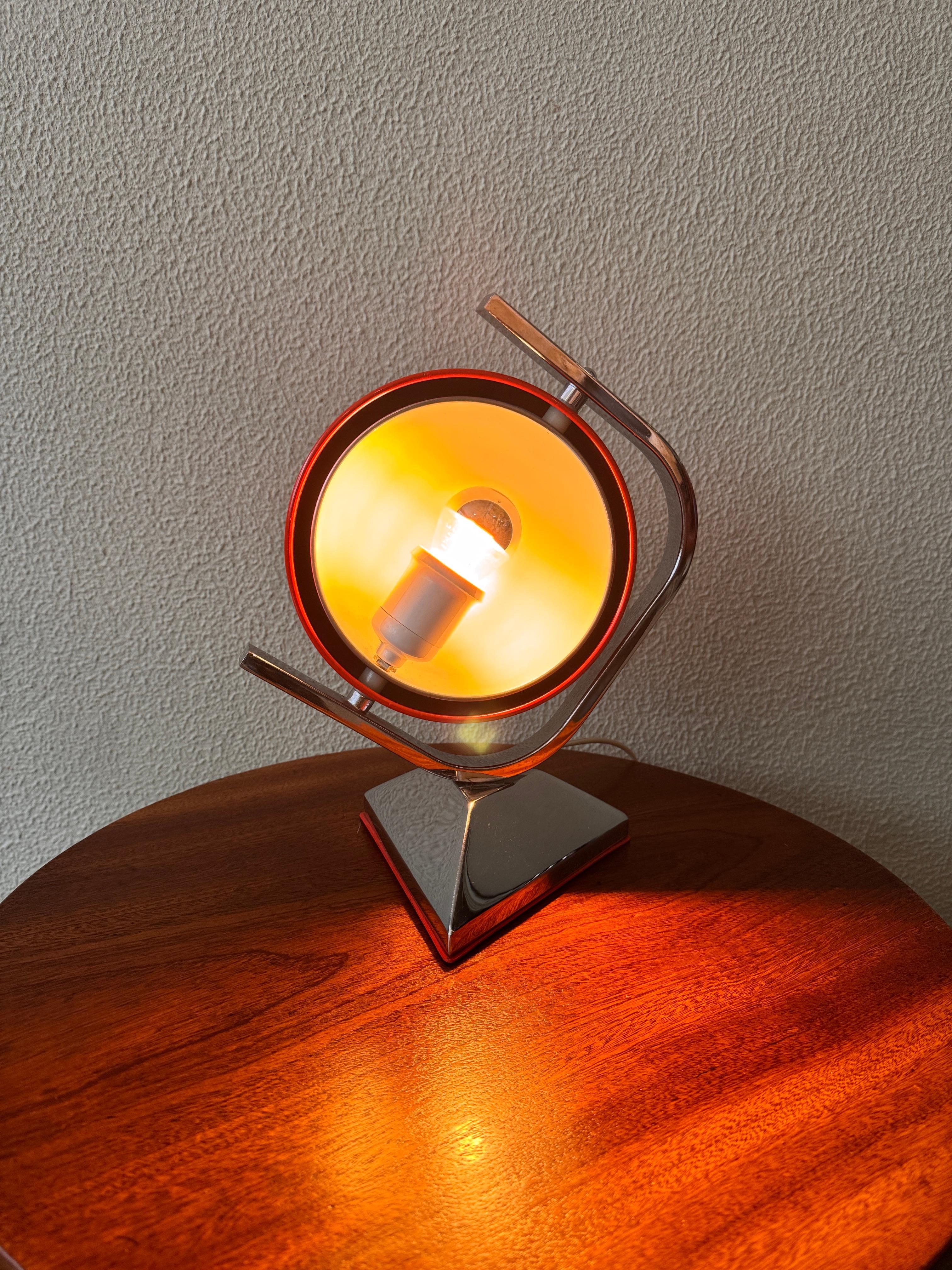 Late 20th Century Grin Luz Space Age Eyeball Table Lamp by Luis Pérez de la Oliva, 1970's For Sale