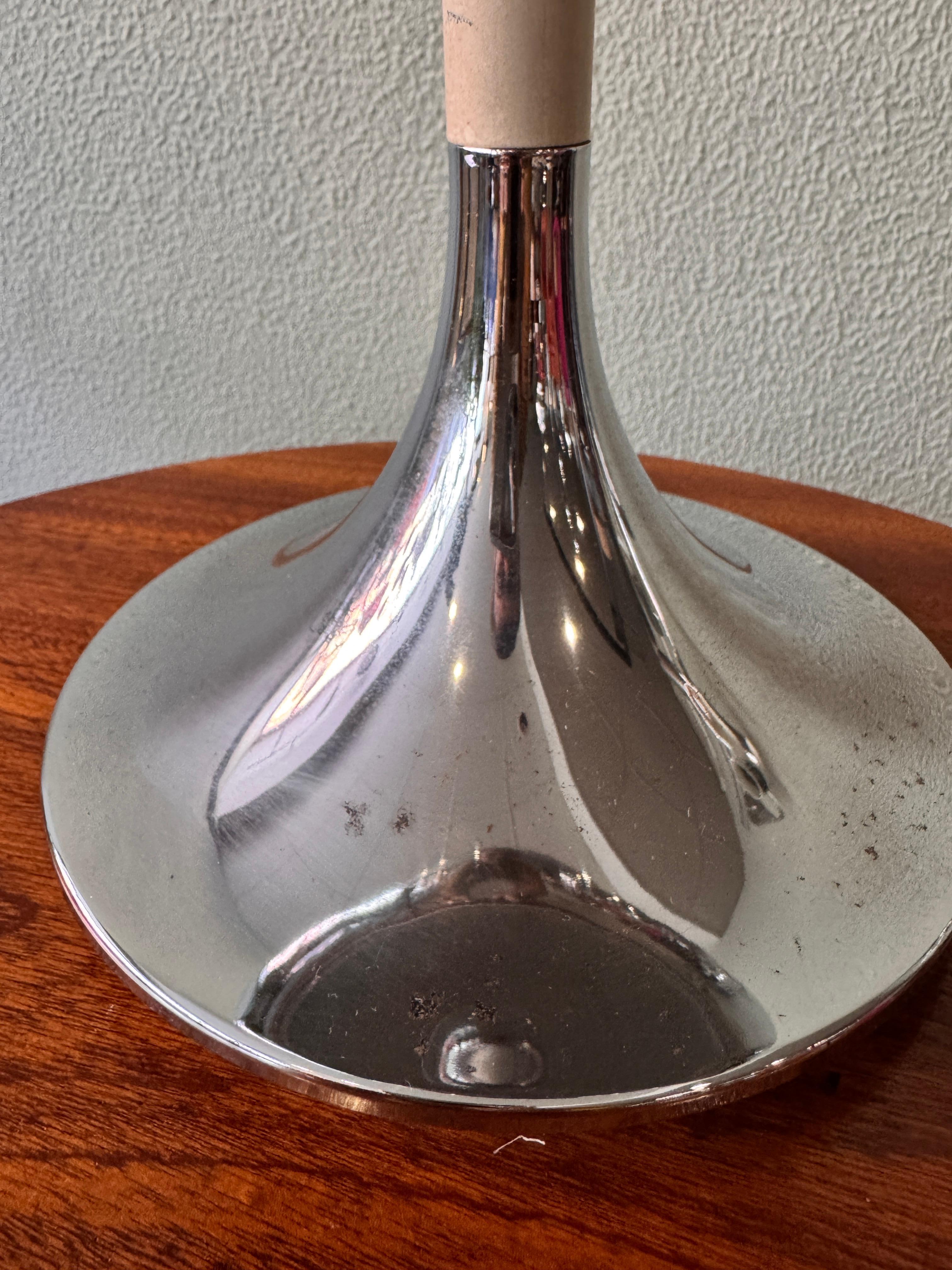 Grin Luz Space Age Mushroom table lamp by Luis Perez de la Oliva For Sale 2