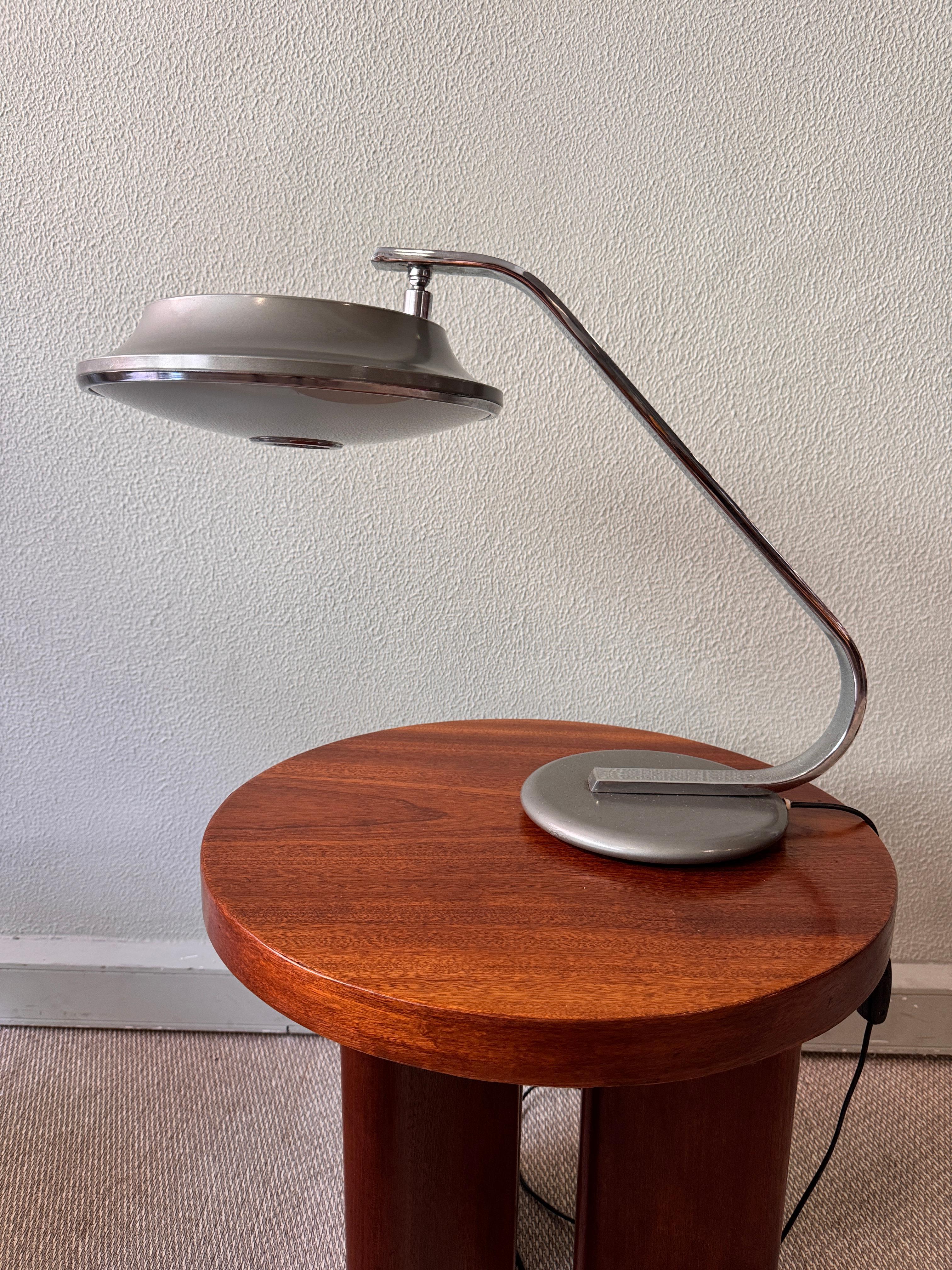 Mid-Century Modern Grin Luz Table Lamp by Luis Perez de la Oliva, 1970's