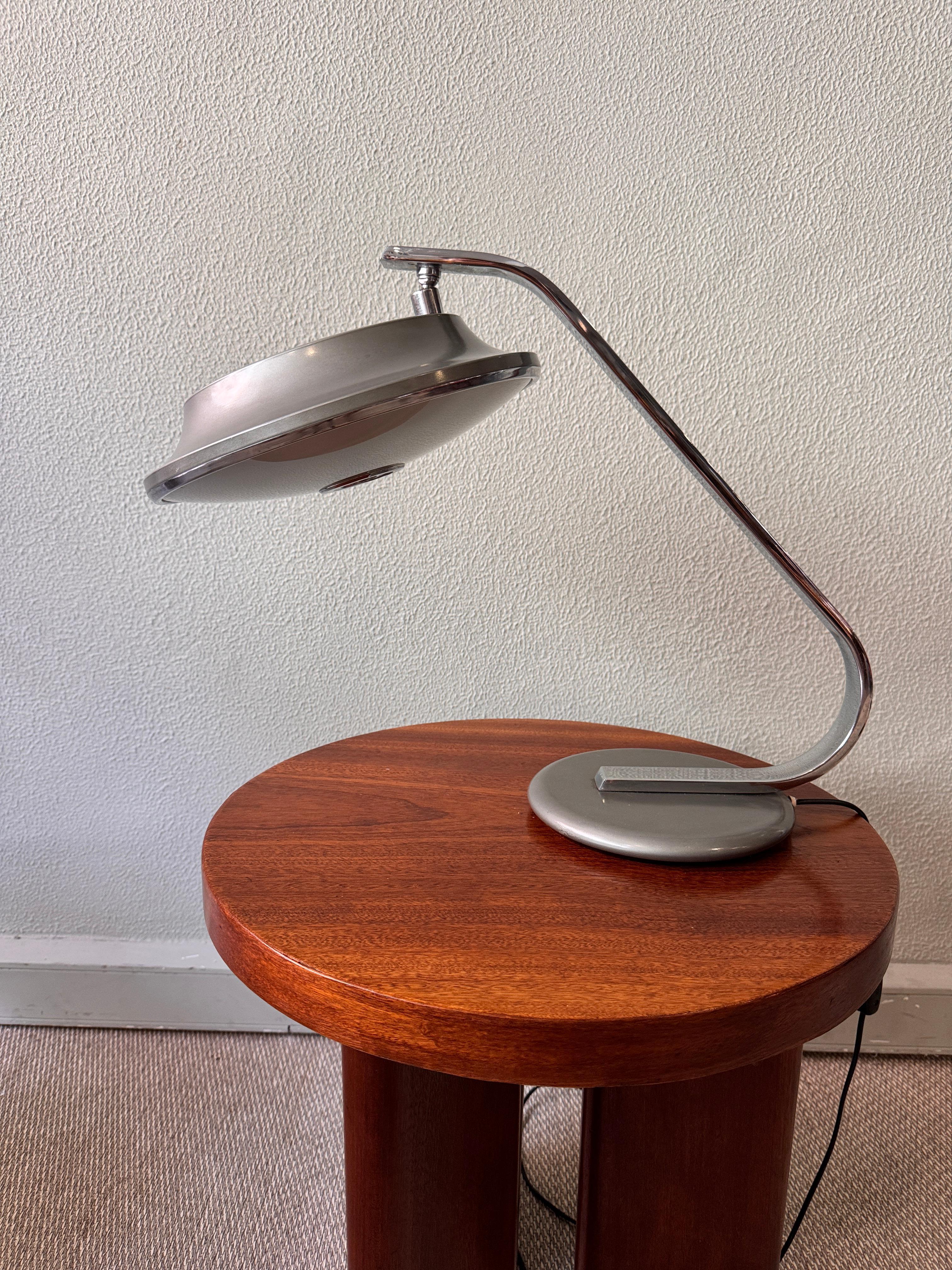 Late 20th Century Grin Luz Table Lamp by Luis Perez de la Oliva, 1970's