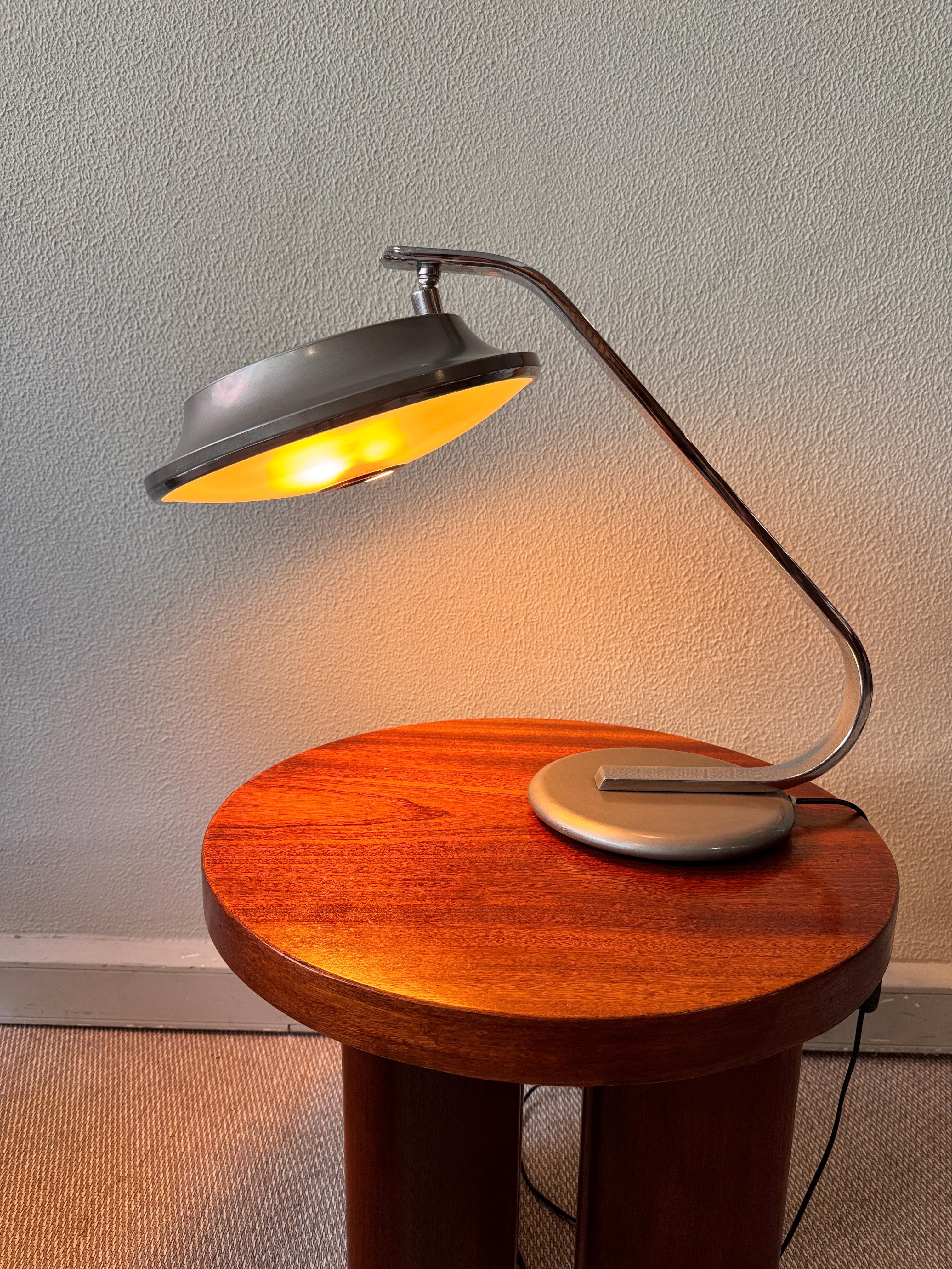 Metal Grin Luz Table Lamp by Luis Perez de la Oliva, 1970's