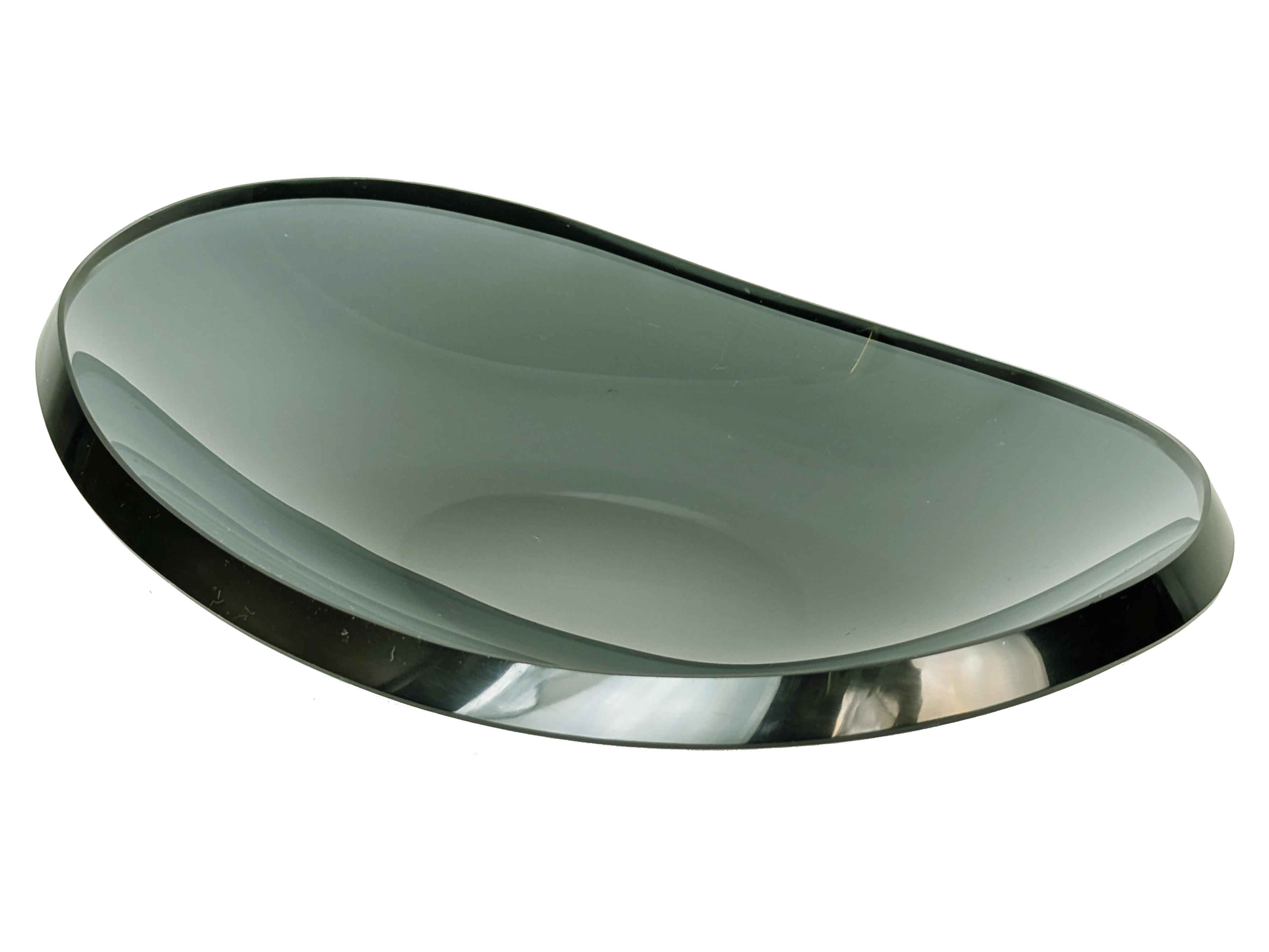 Cuenco de vidrio ahumado molido de Fontana Arte, años 60 en Bueno estado para la venta en Varese, Lombardia